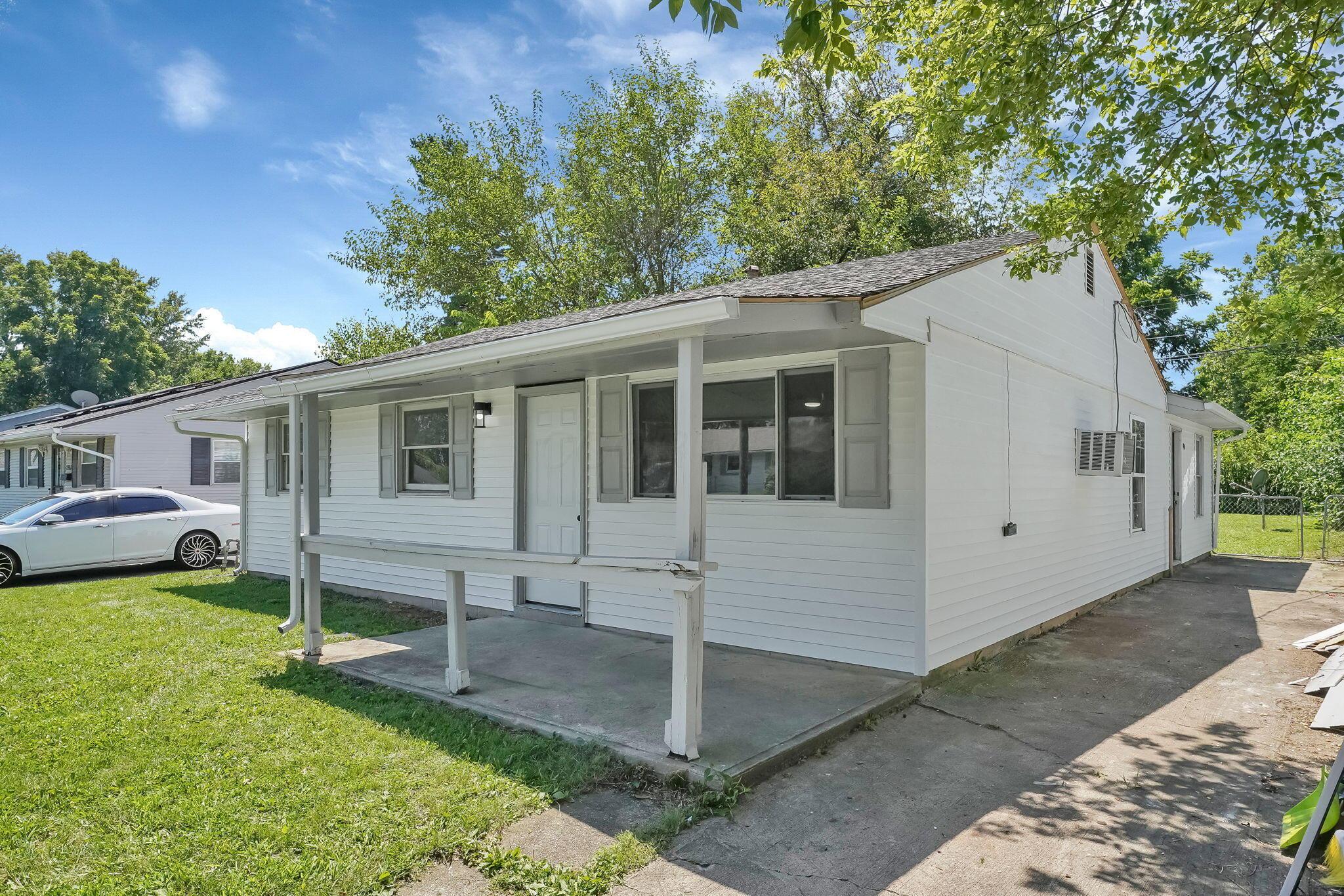 2501 Navarre Road