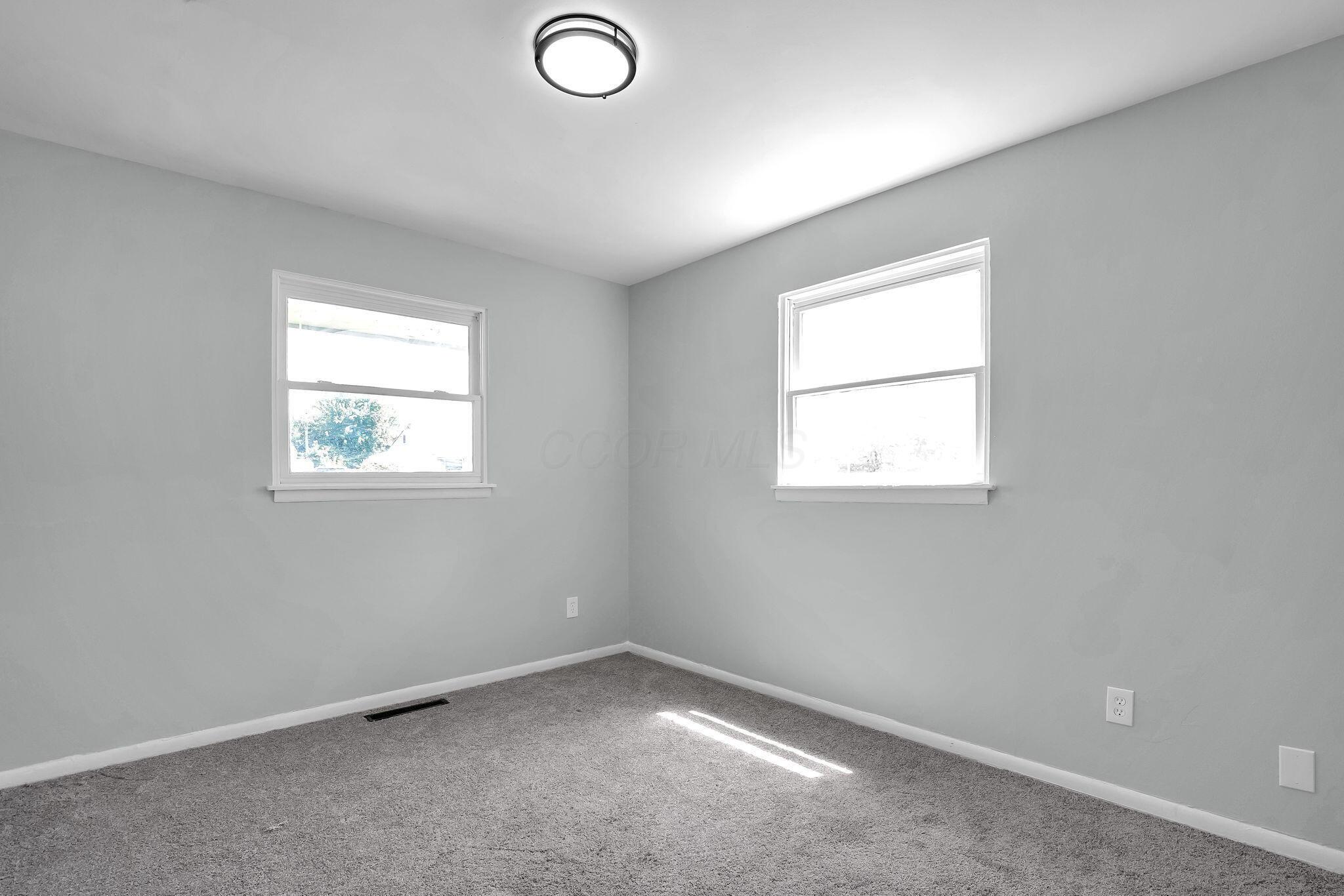 2501 Navarre Road