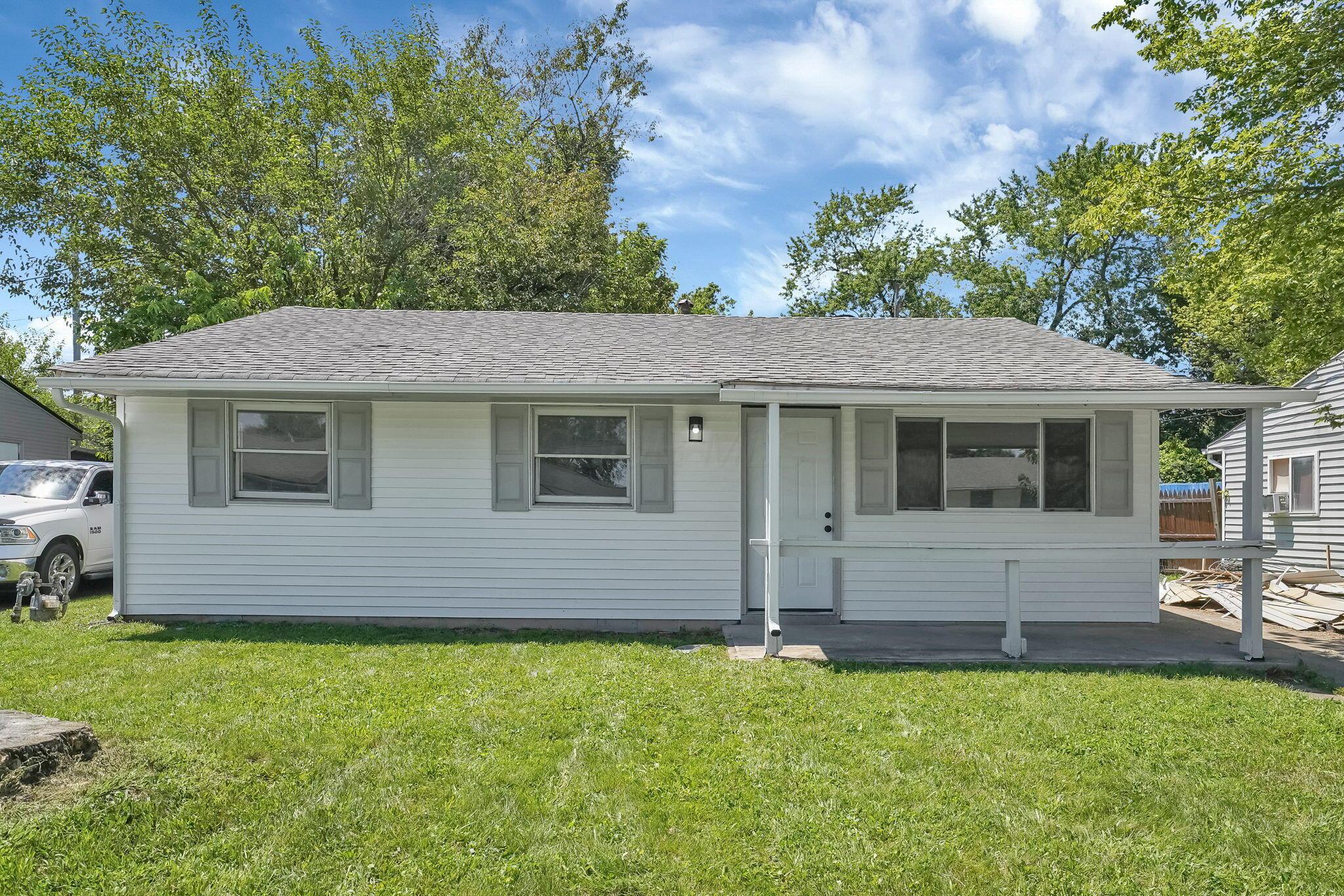 2501 Navarre Road