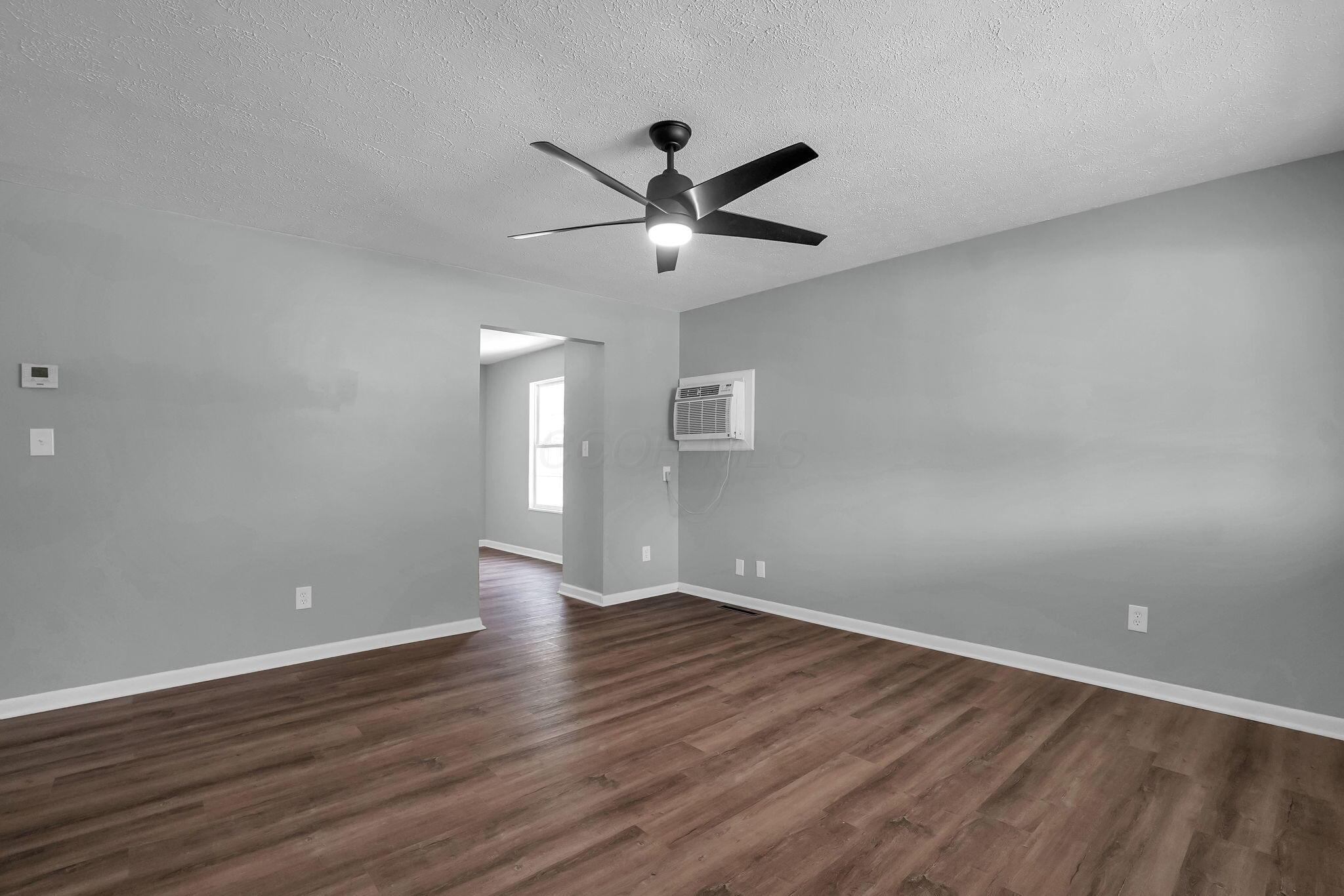 2501 Navarre Road