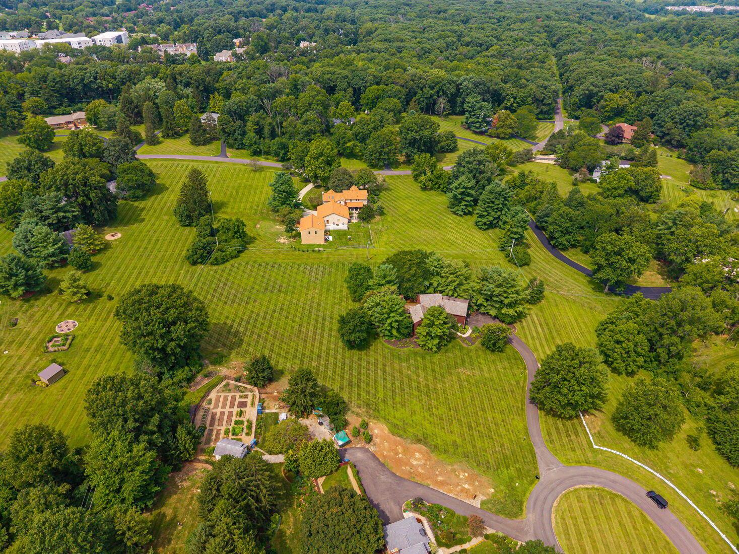 5809 Clover Lane