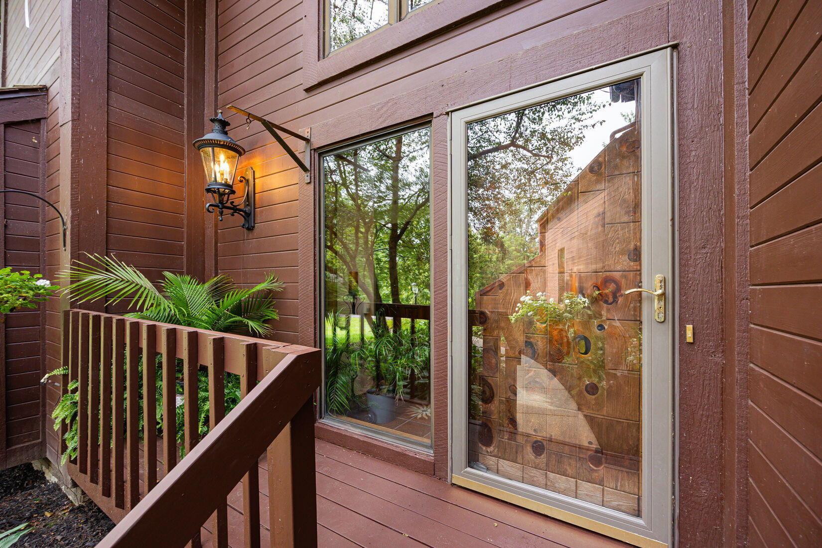 5809 Clover Lane