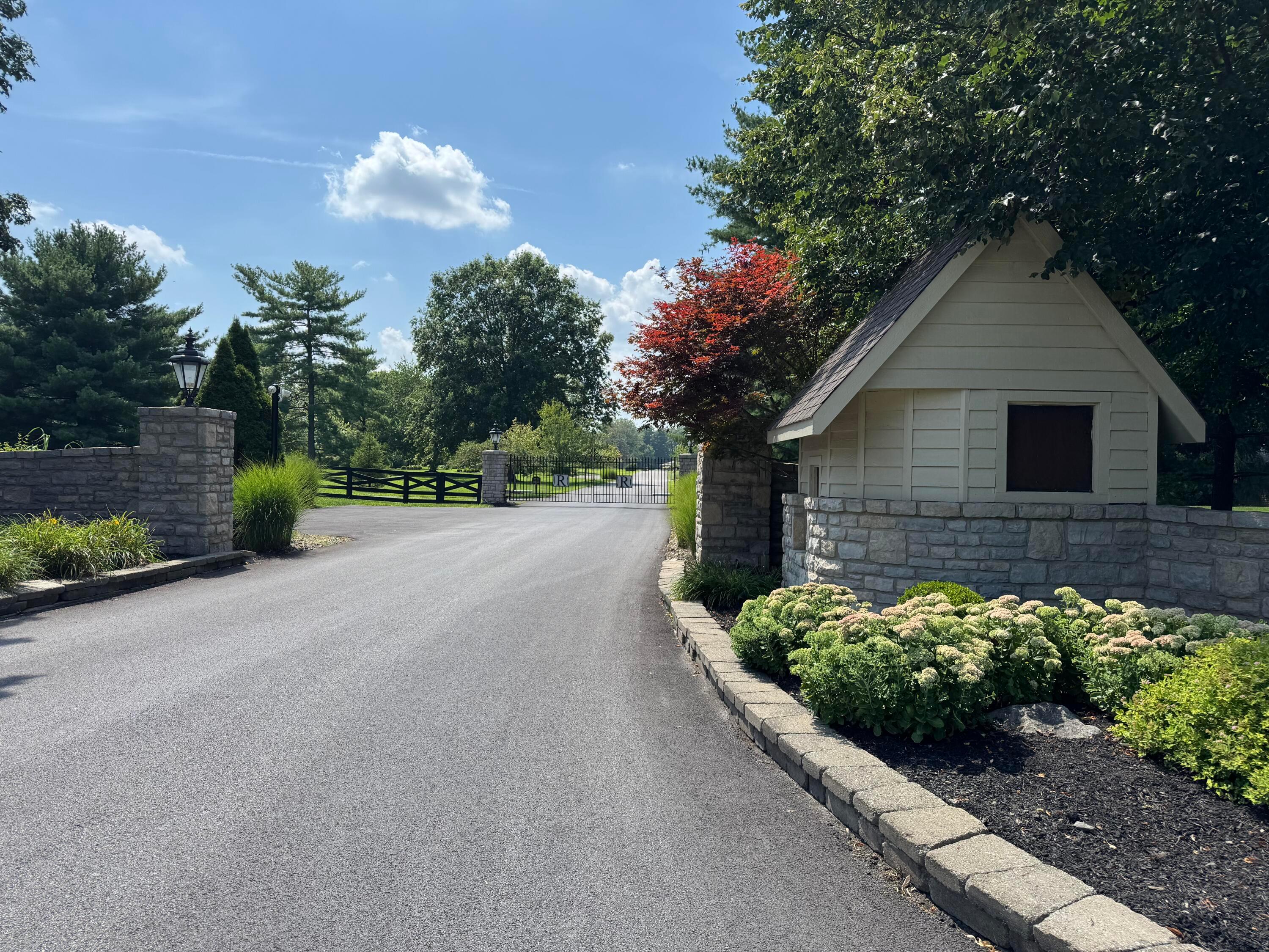 5809 Clover Lane