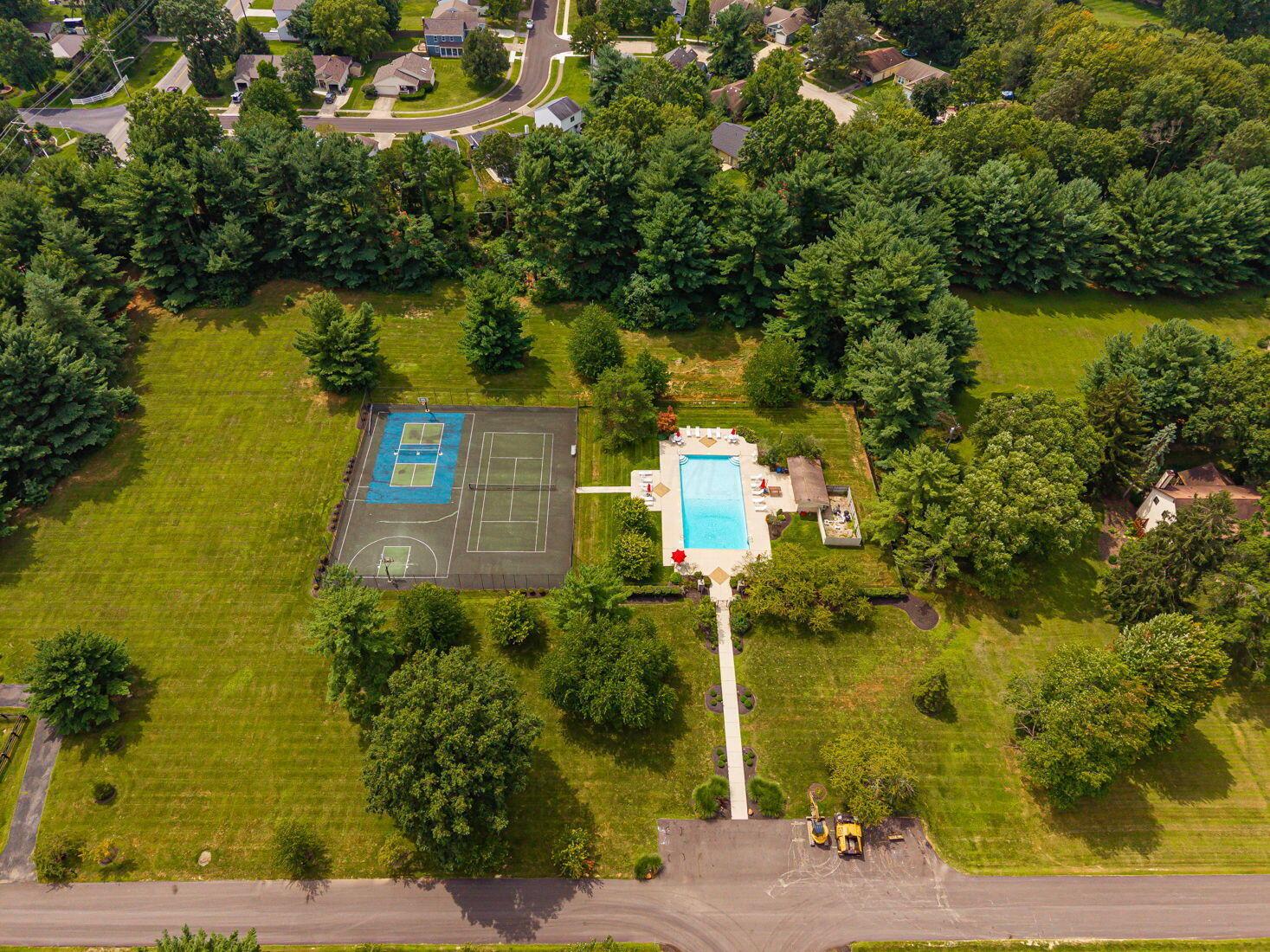 5809 Clover Lane