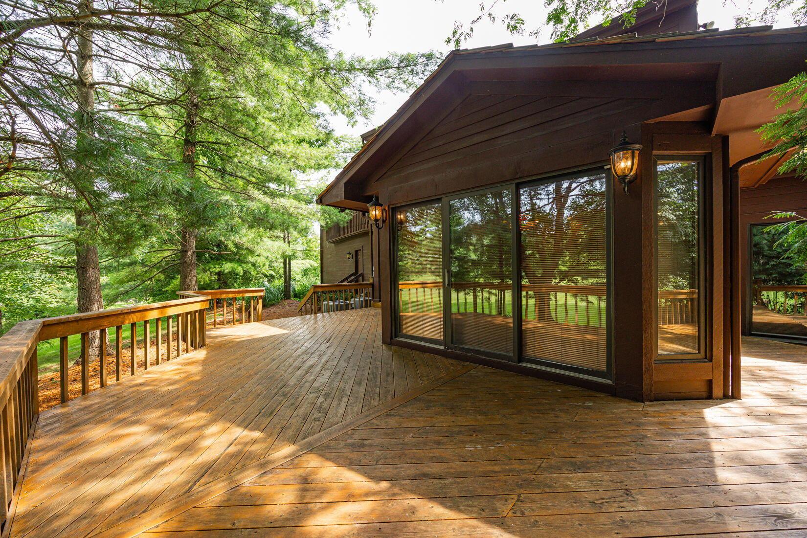 5809 Clover Lane