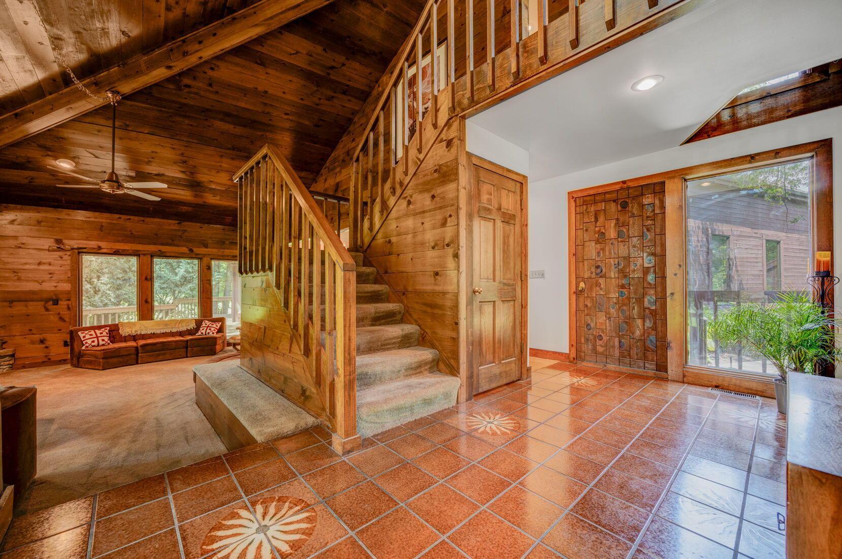 5809 Clover Lane