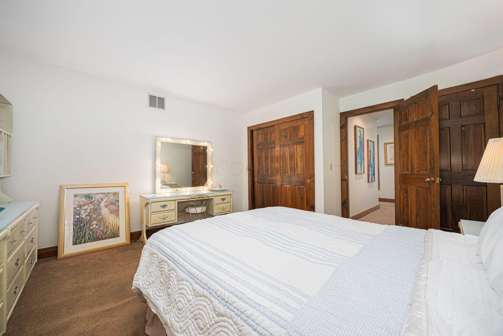 5809 Clover Lane