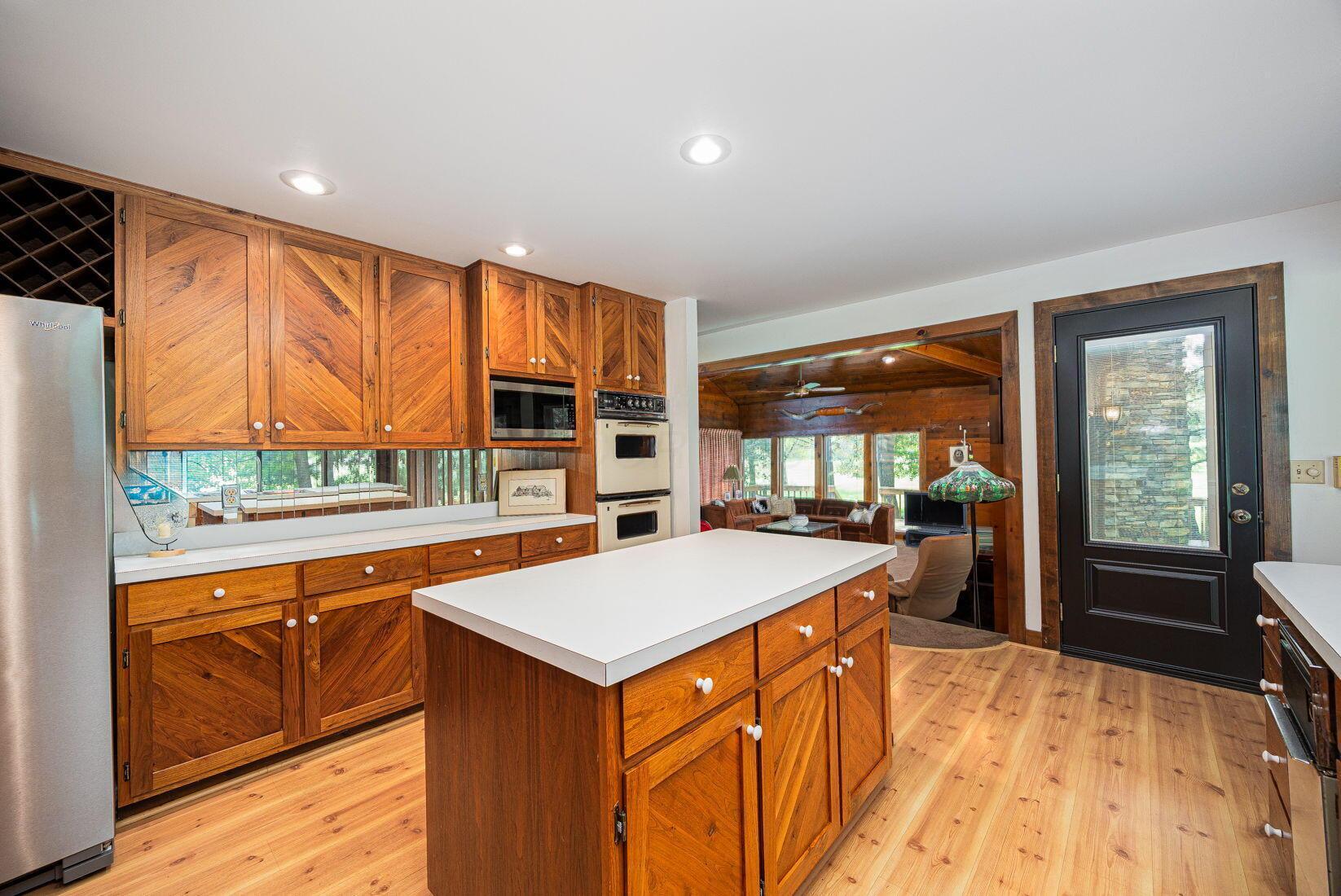 5809 Clover Lane