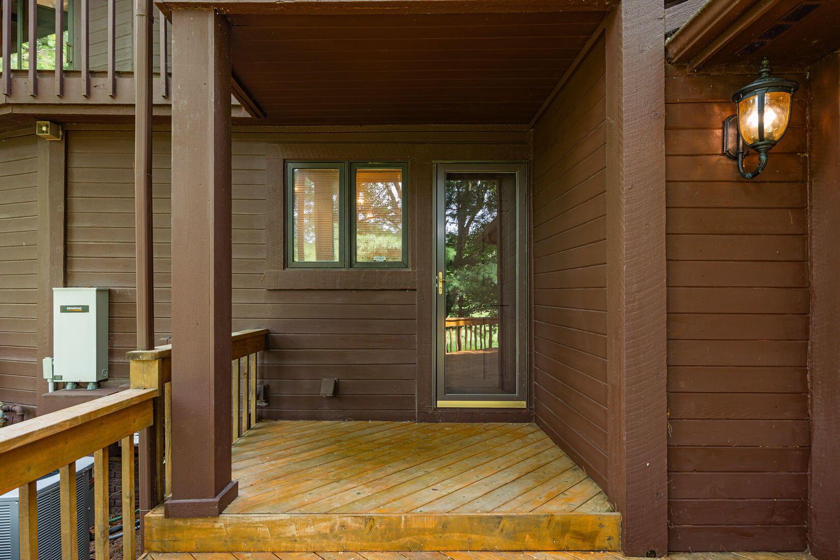 5809 Clover Lane