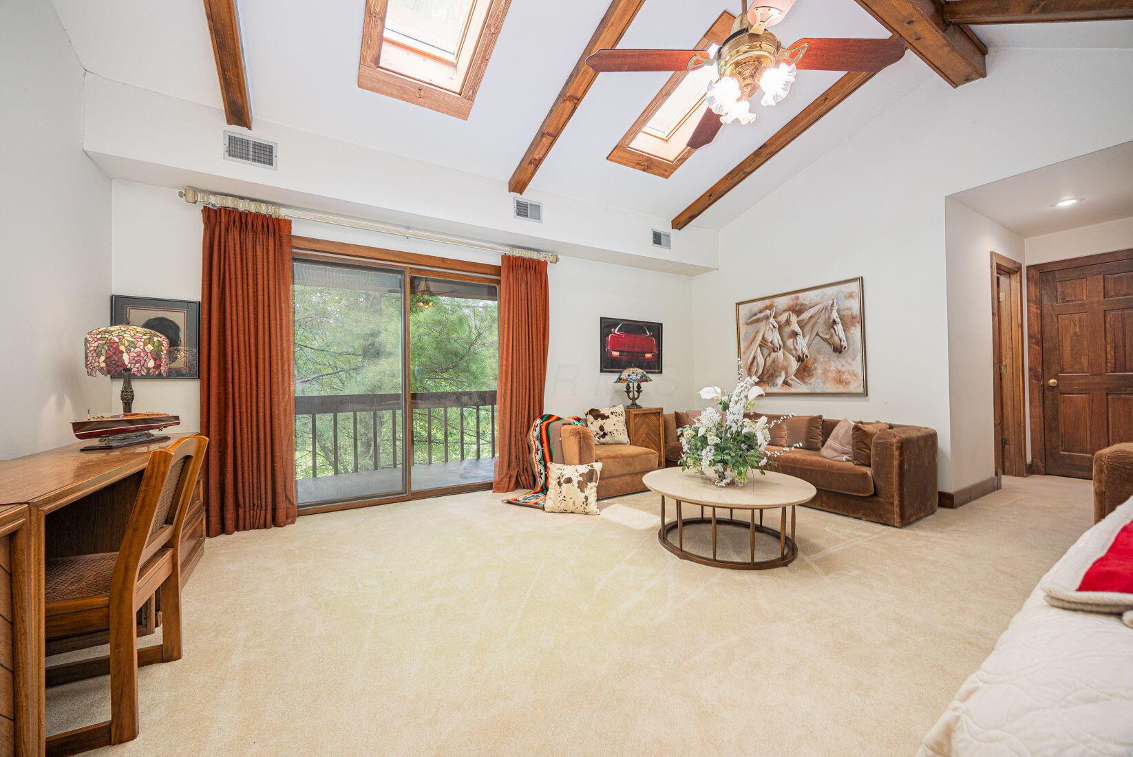 5809 Clover Lane
