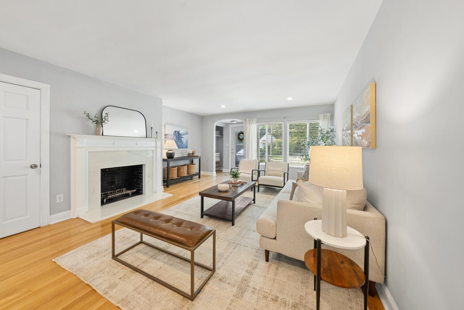 122 W Henderson Road