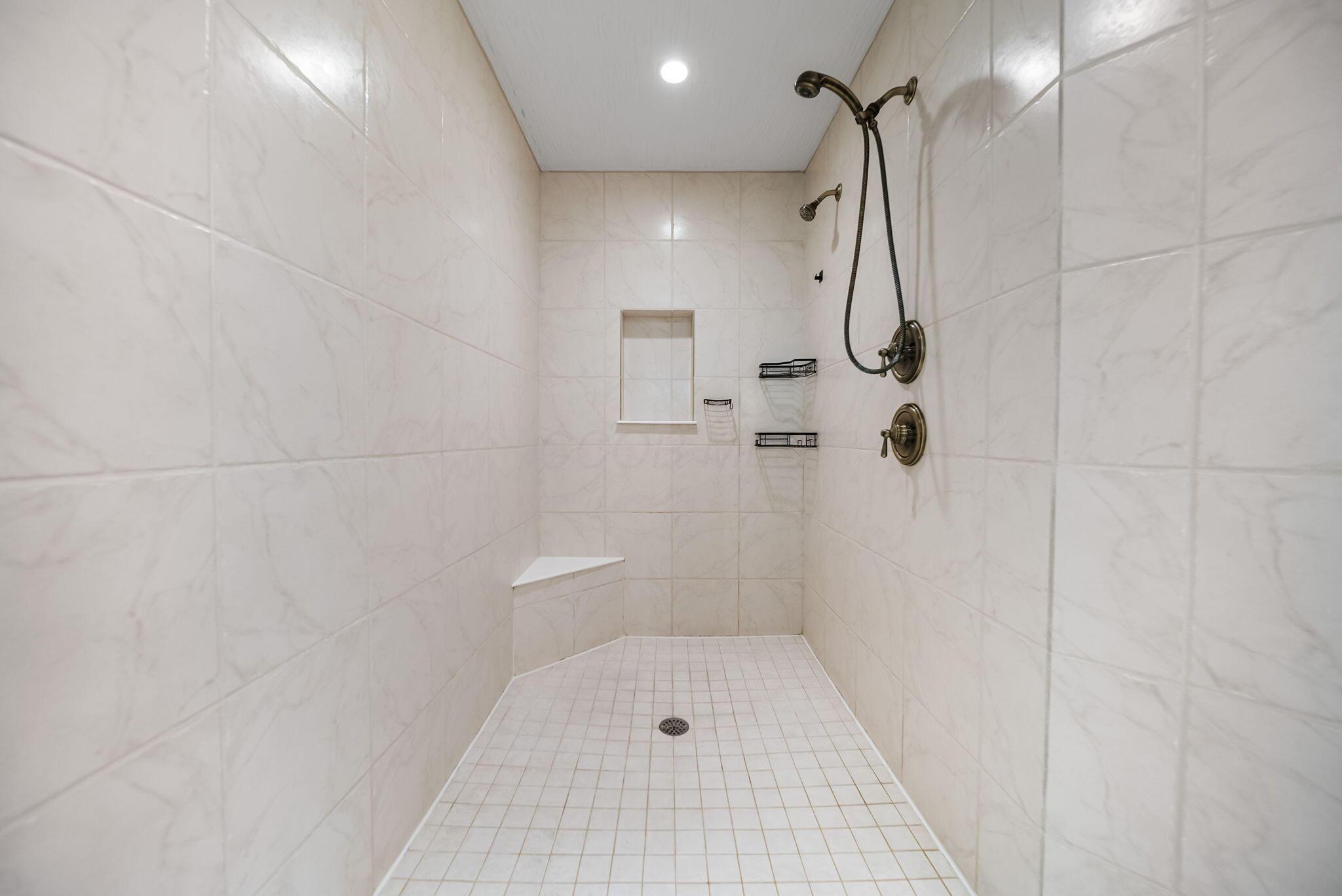 4040 Clark Shaw Road