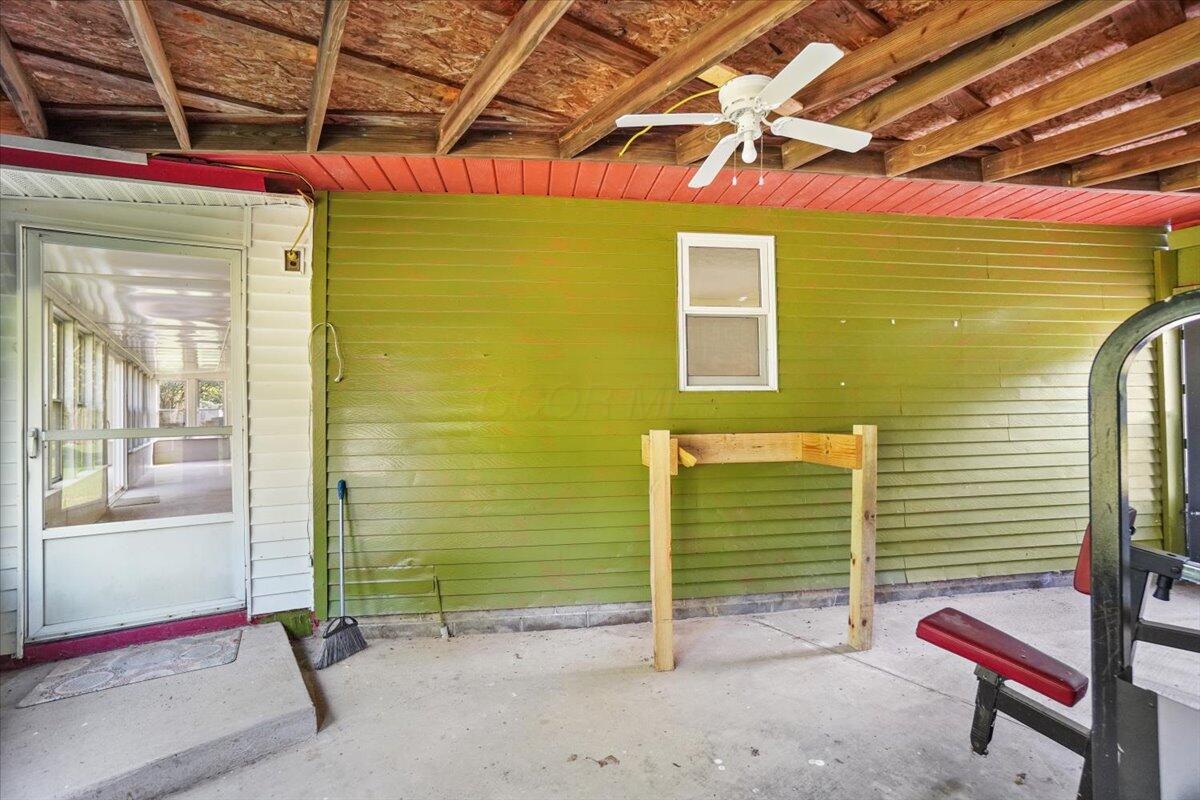 2712 Sycamore Lane