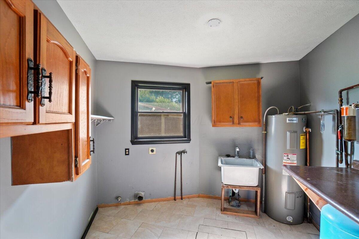 2712 Sycamore Lane