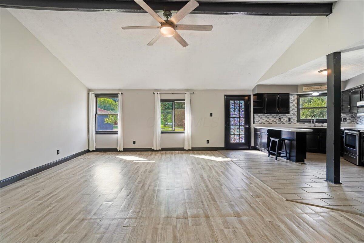 2712 Sycamore Lane