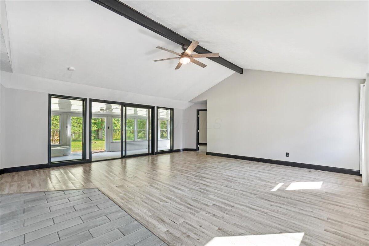 2712 Sycamore Lane