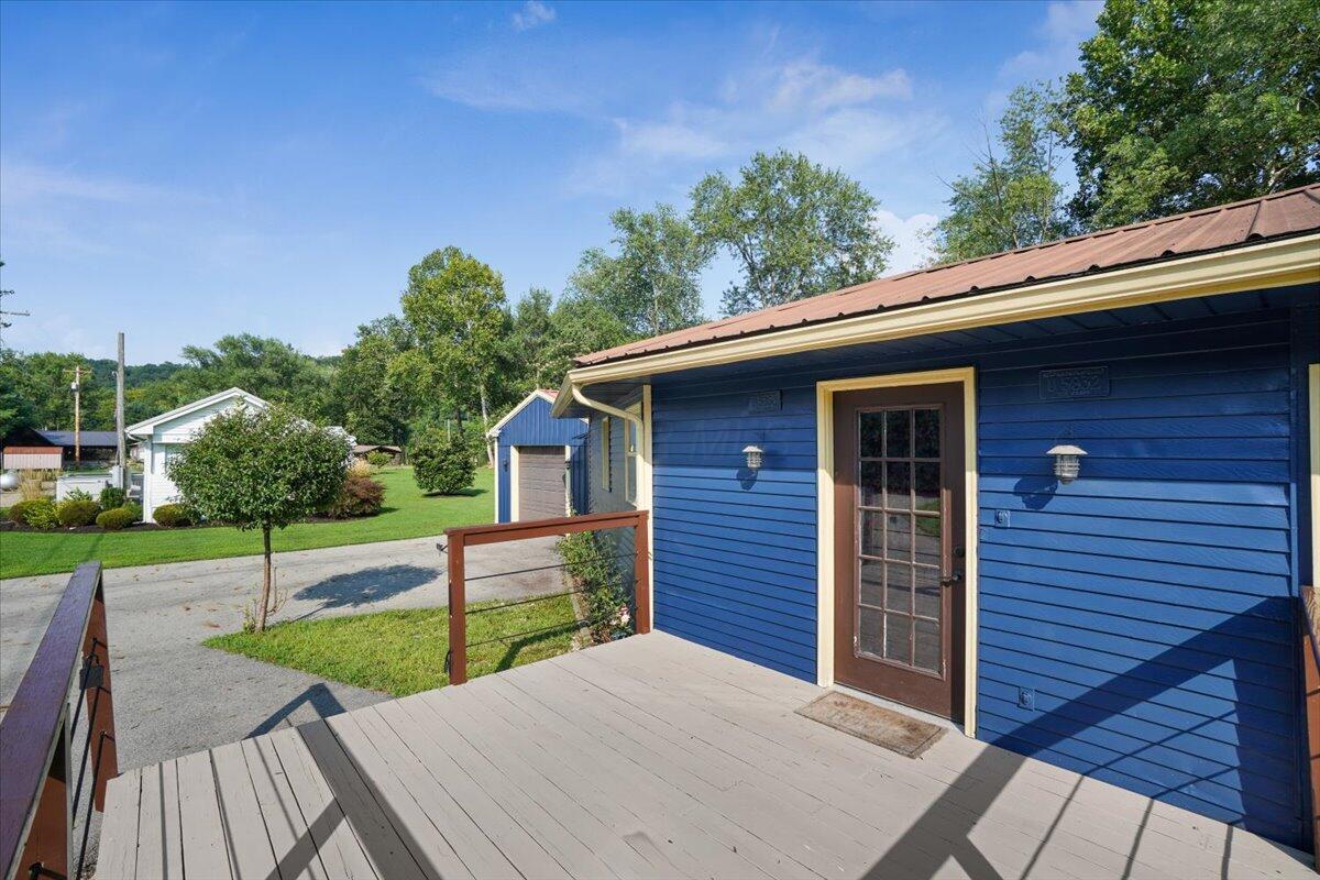 2712 Sycamore Lane