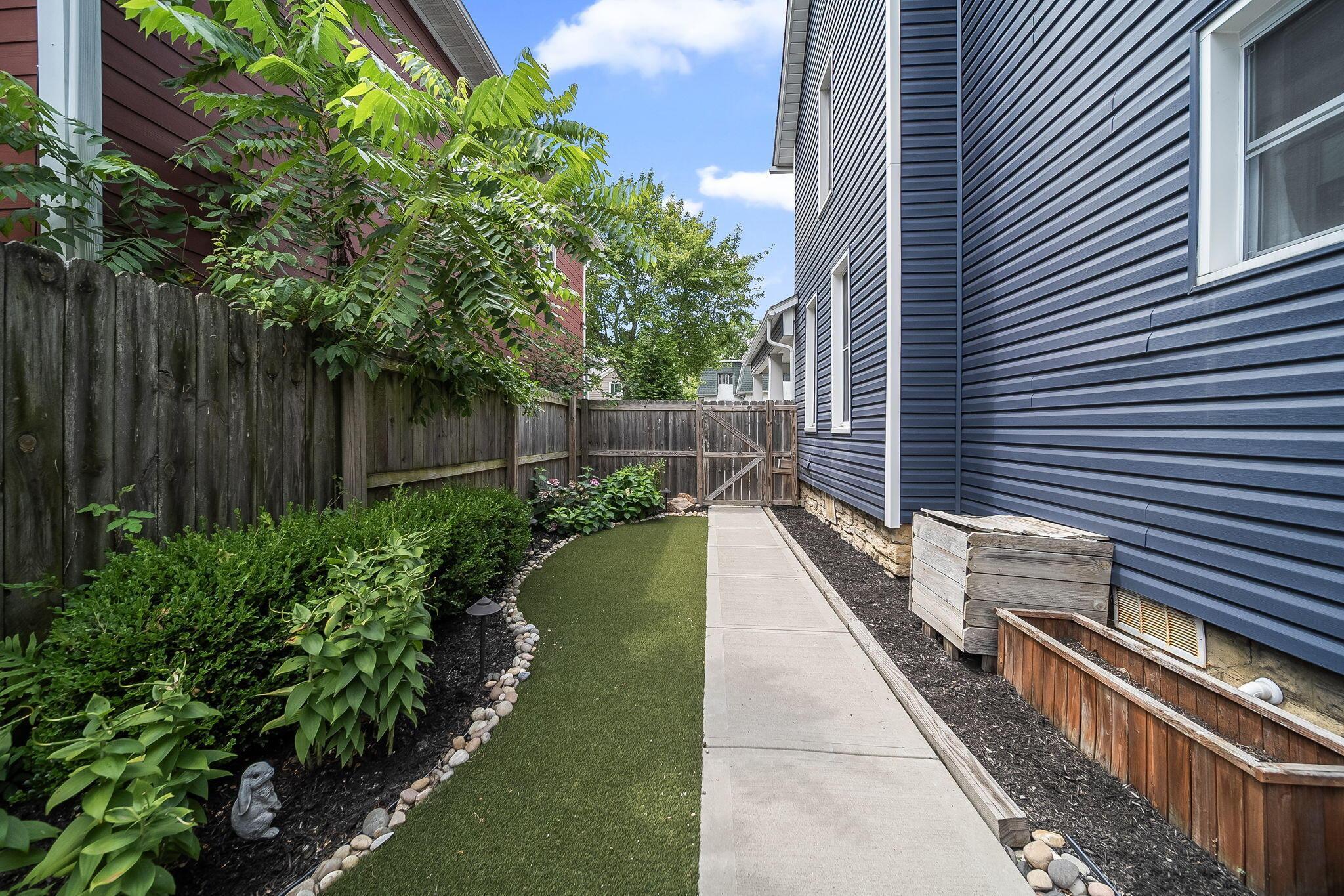 262 N 21st Street
