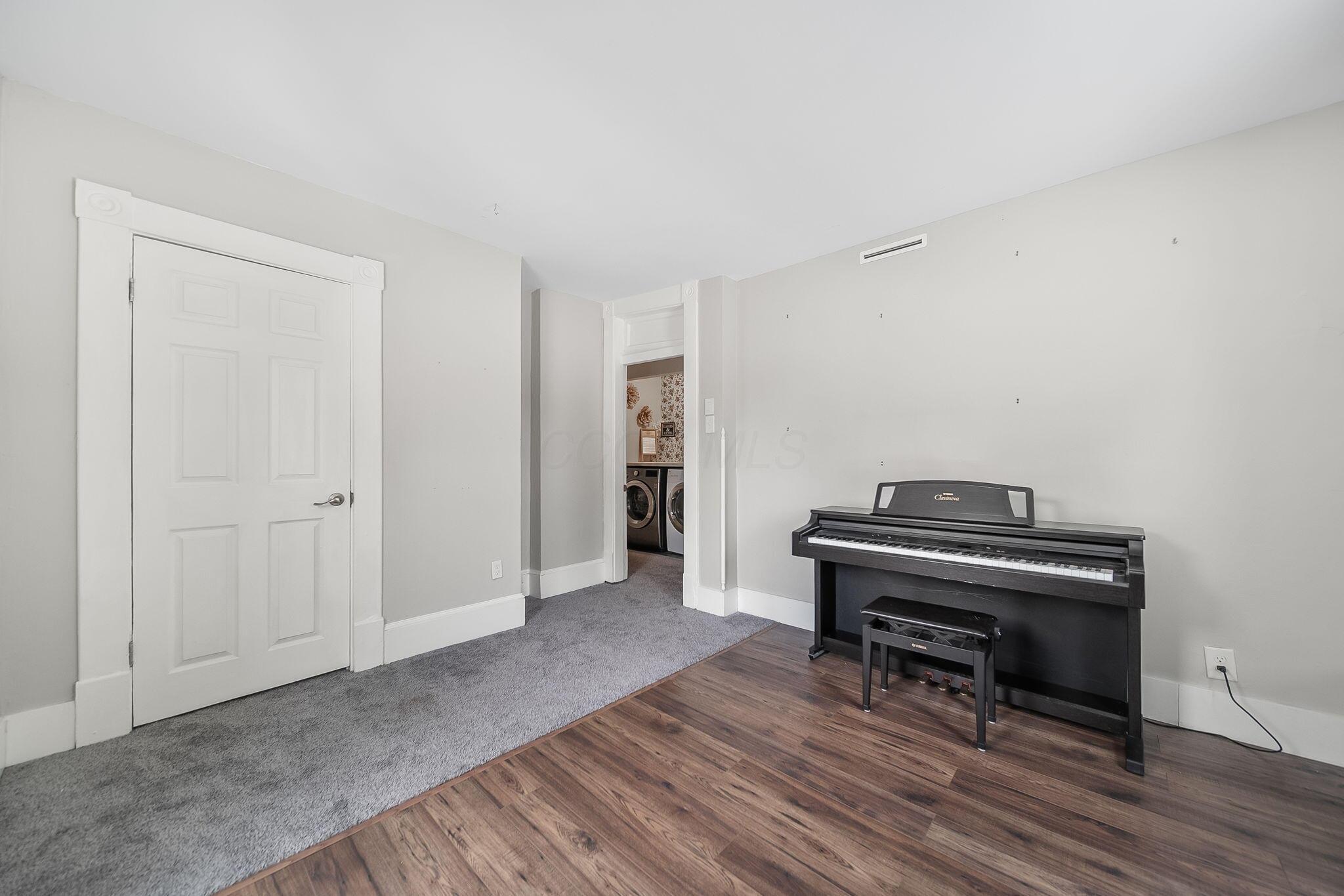 262 N 21st Street