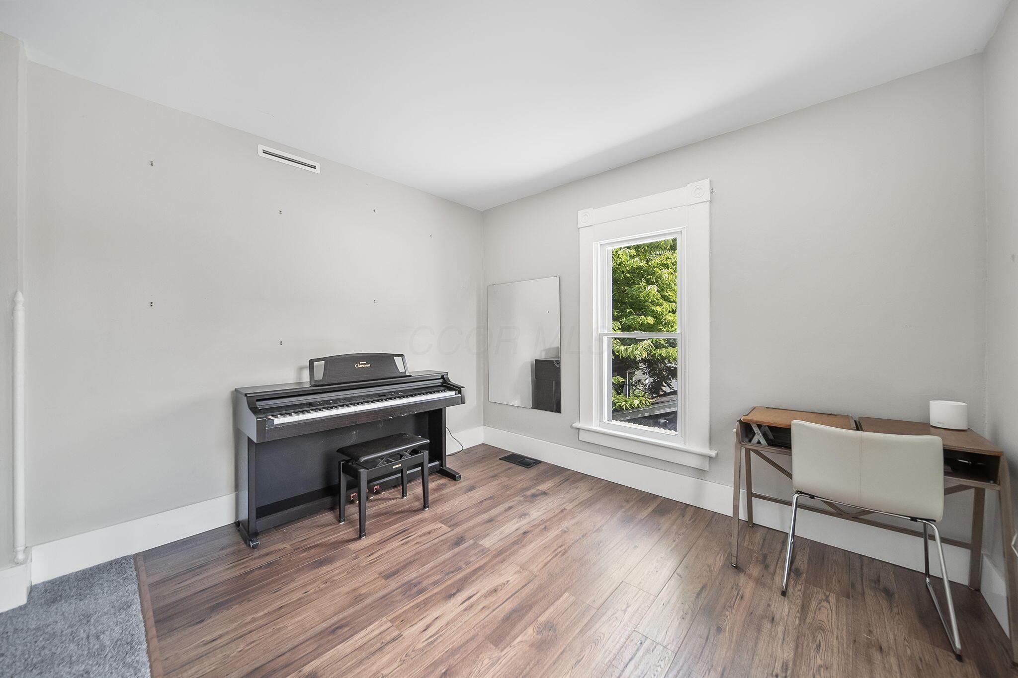 262 N 21st Street