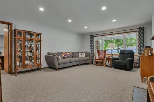 1660 Lynn Drive