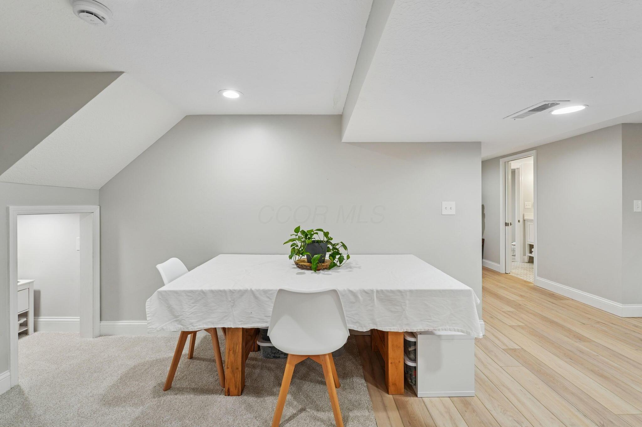 12540 Oakmere Drive