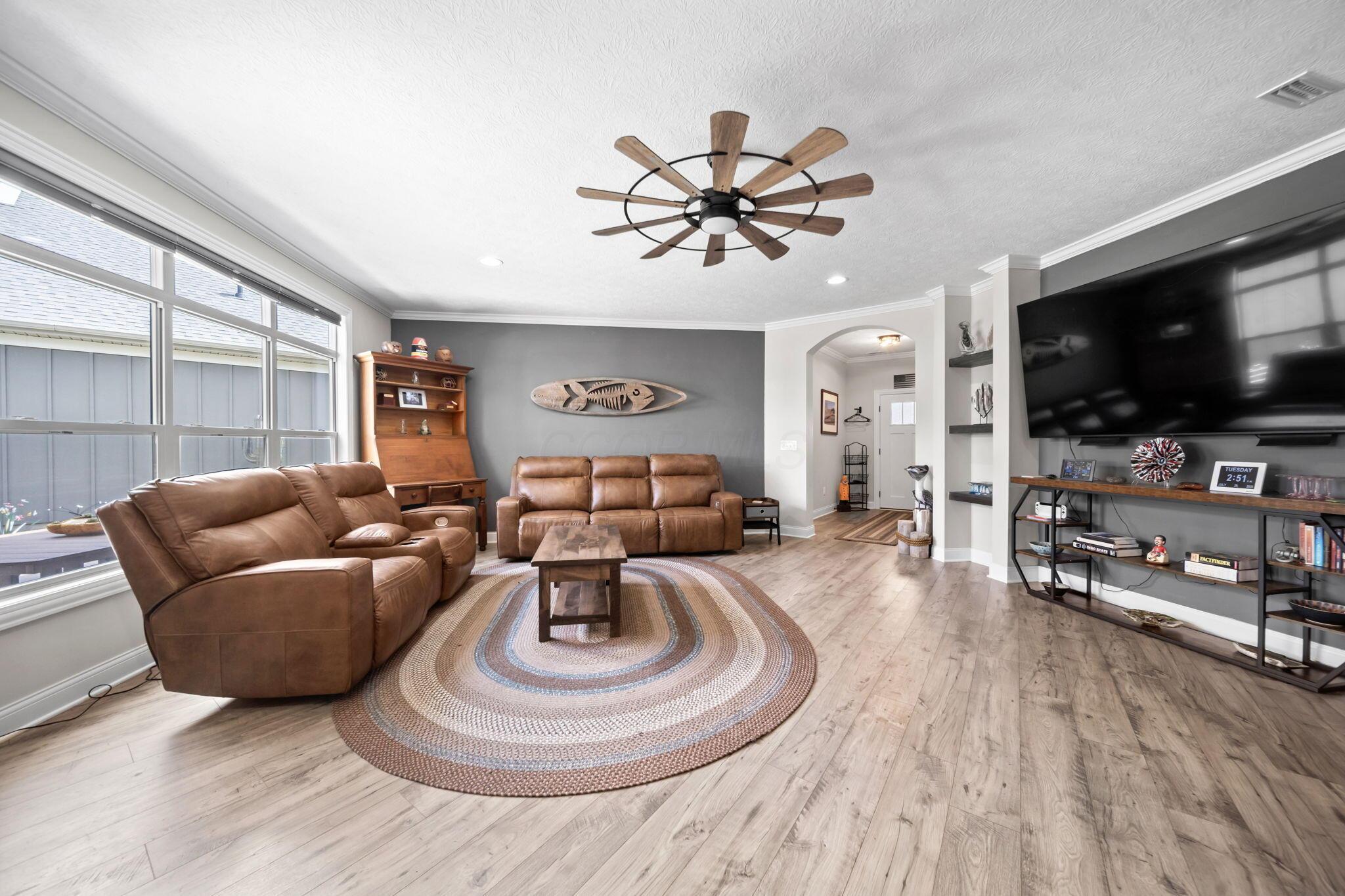 6941 Star Hollow Lane