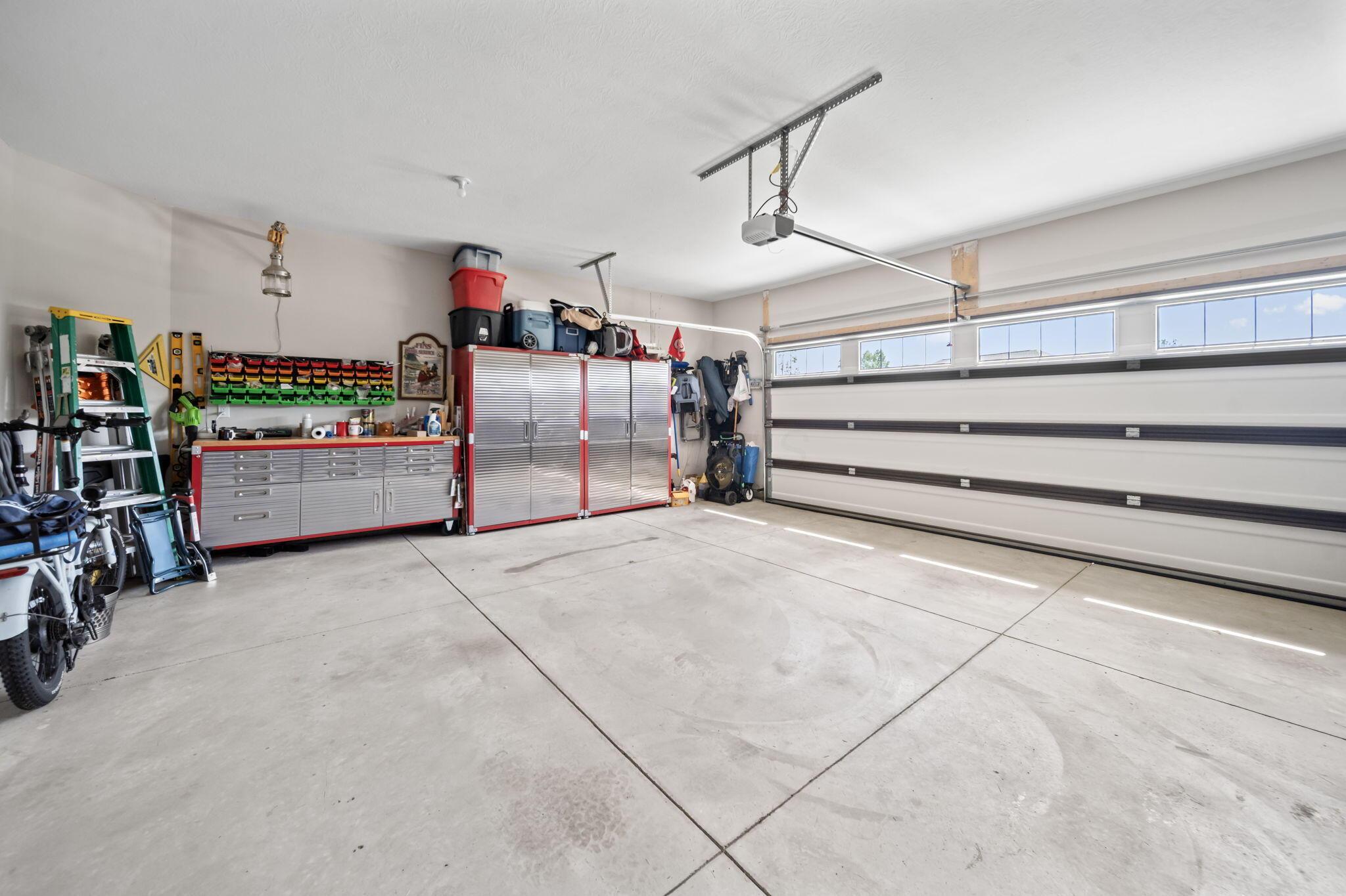 6941 Star Hollow Lane