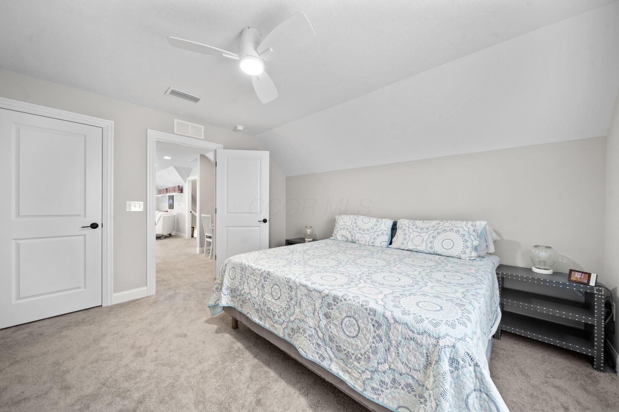 6941 Star Hollow Lane