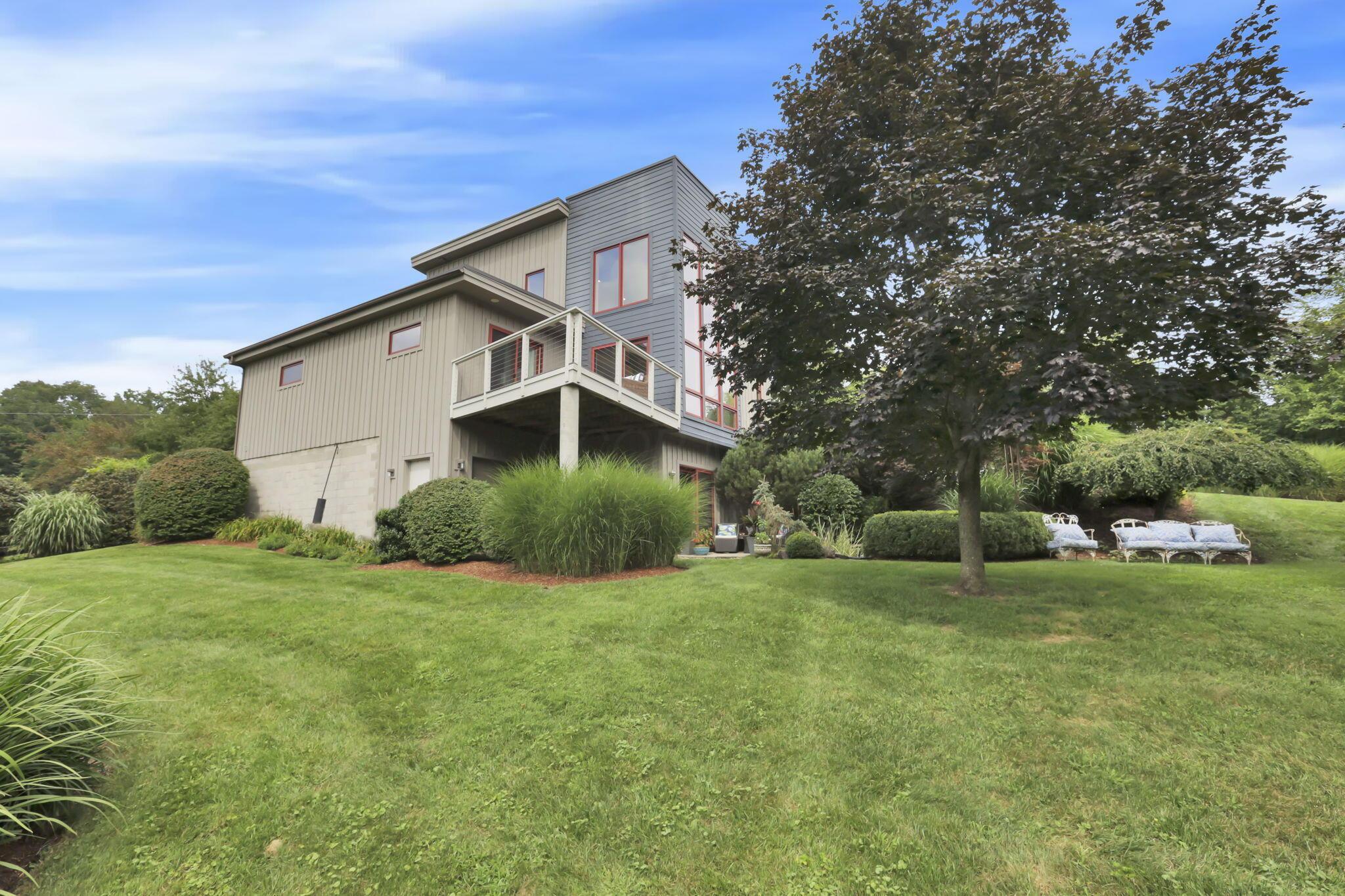 865 Franklin Avenue