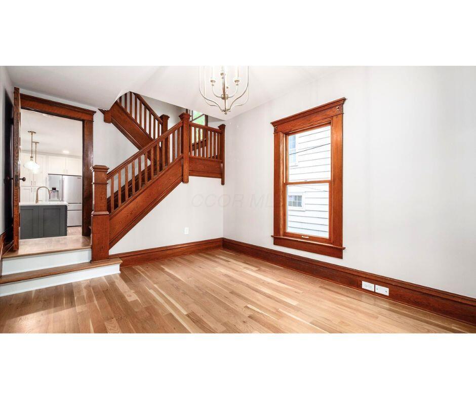 414 E College Street