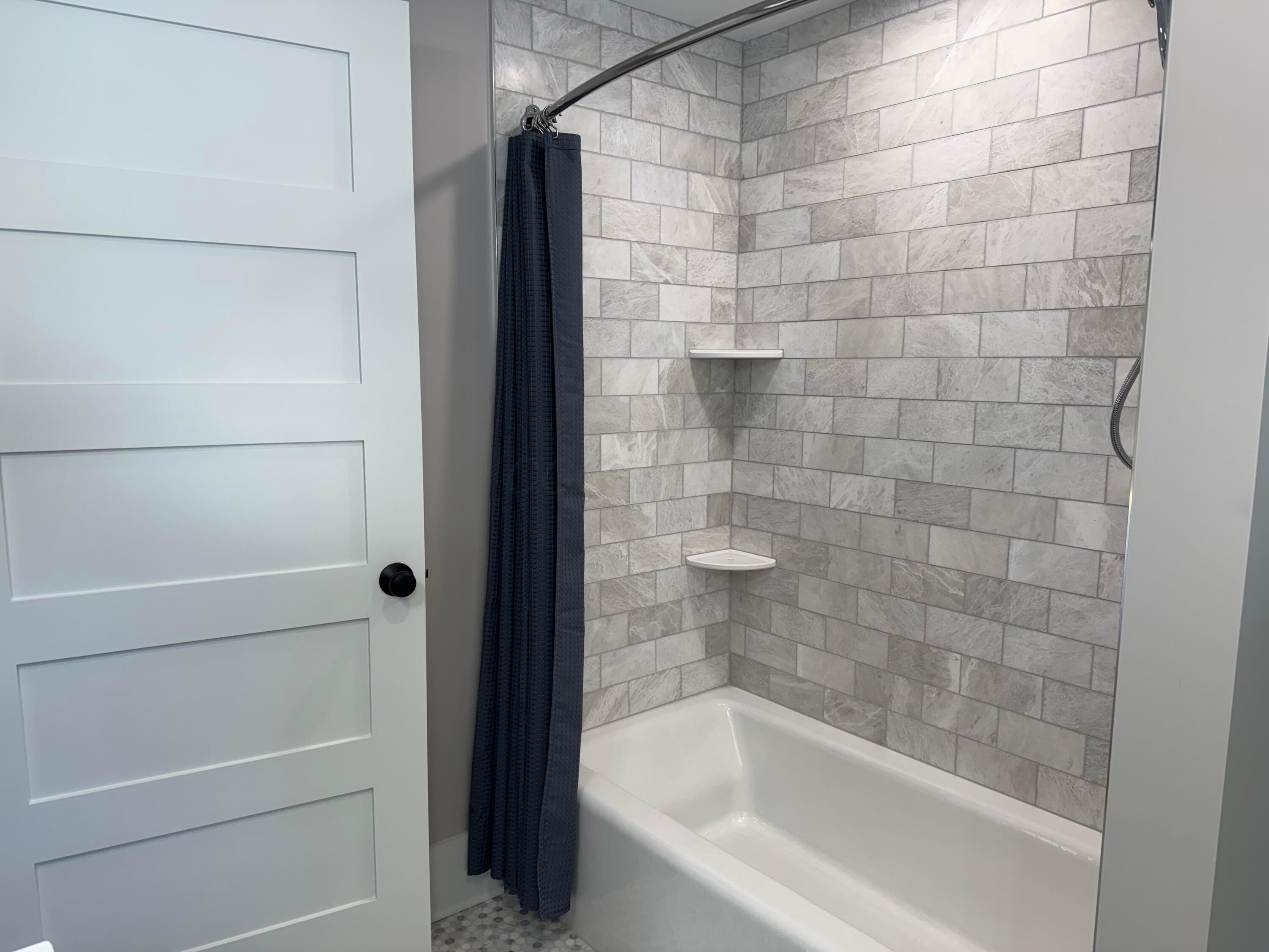 414 E College Street