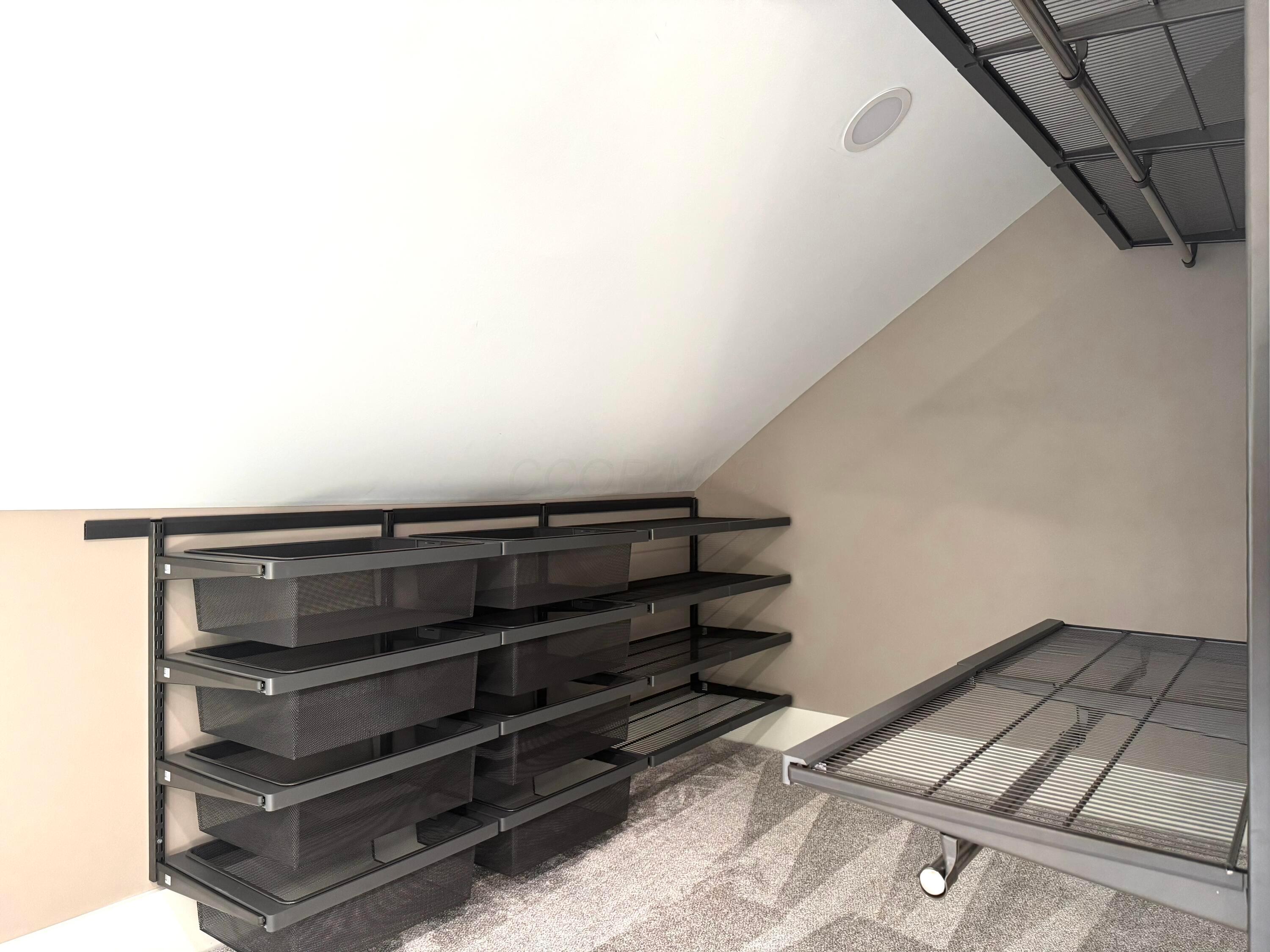 414 E College Street