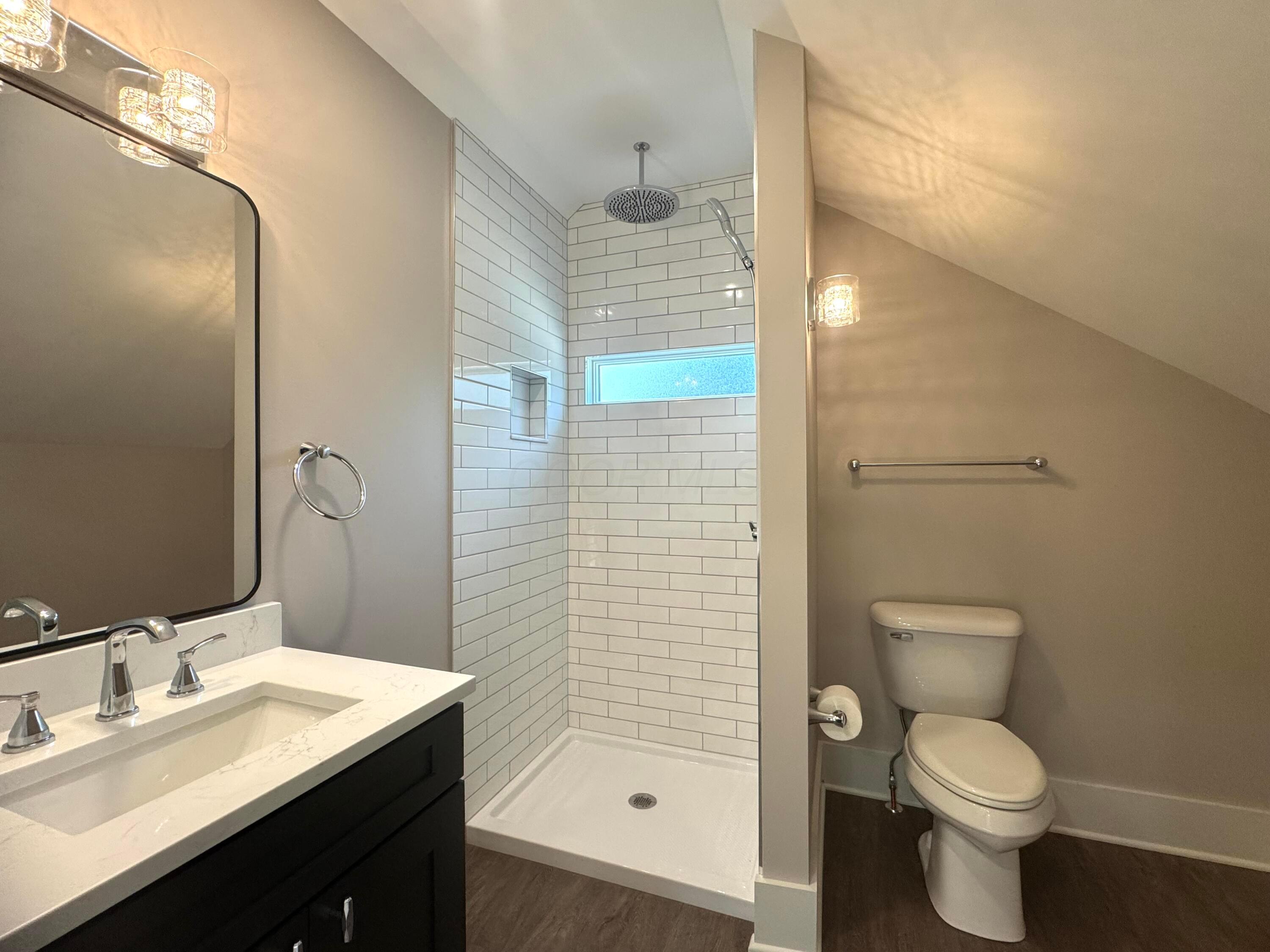 414 E College Street