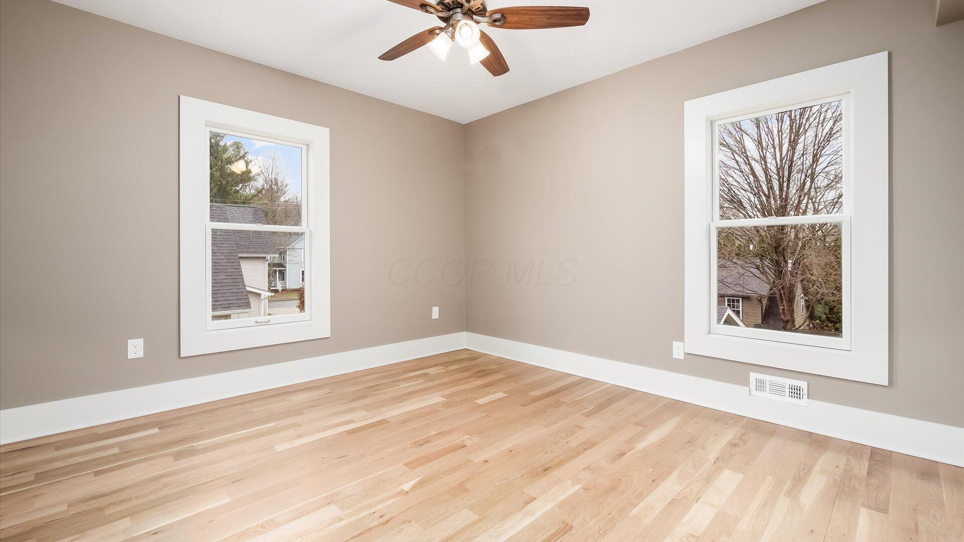 414 E College Street