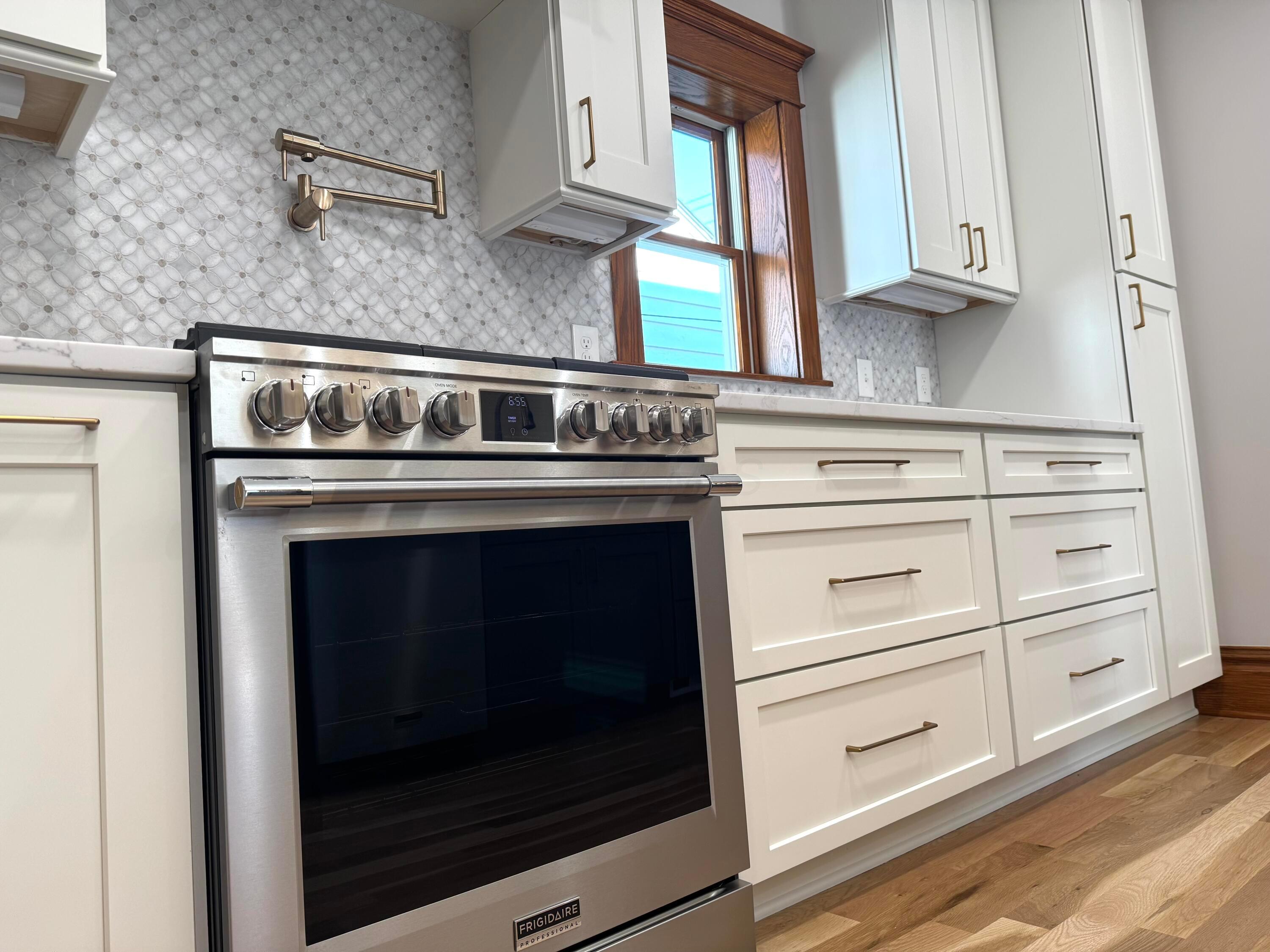 414 E College Street