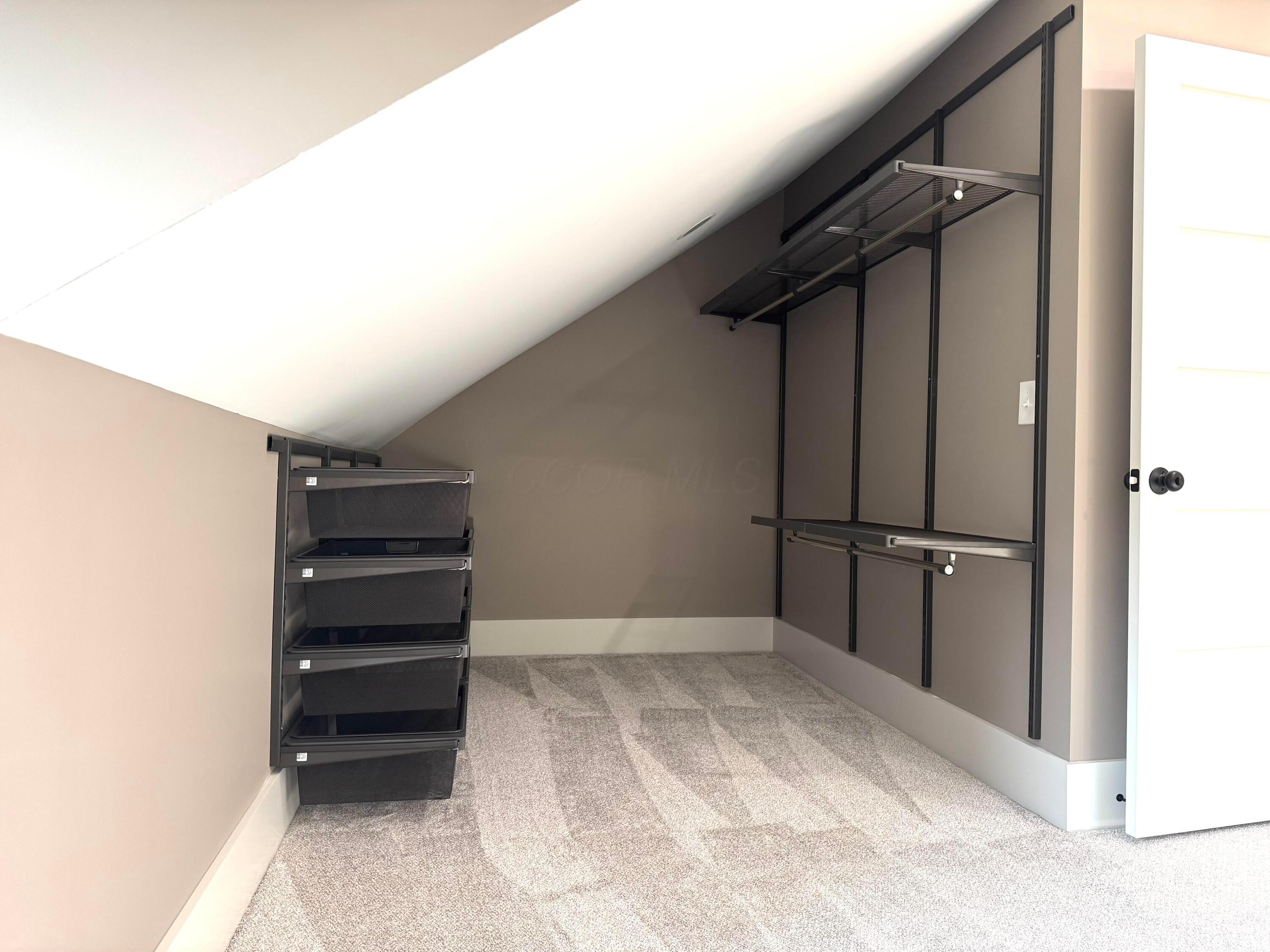 414 E College Street