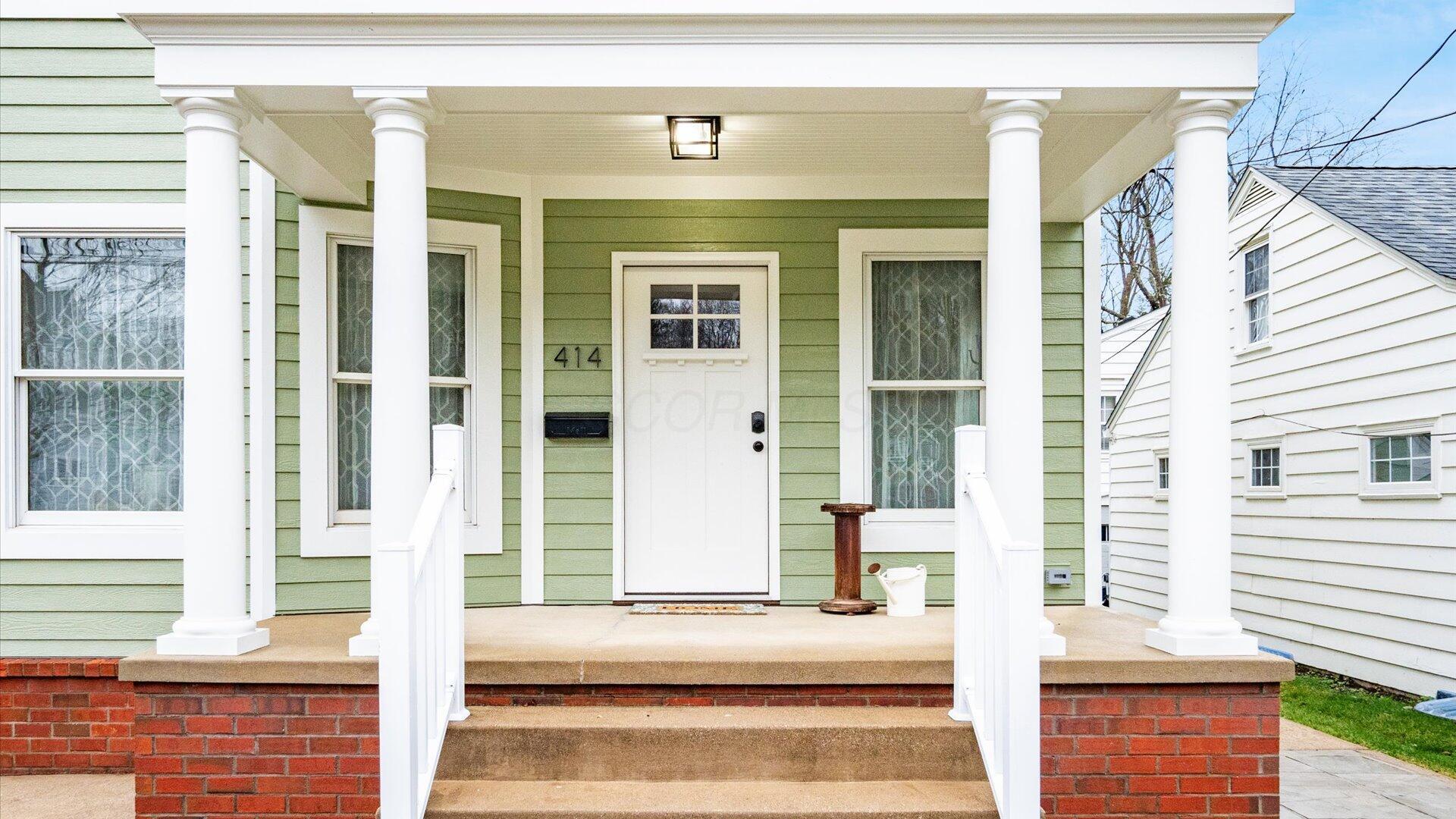 414 E College Street