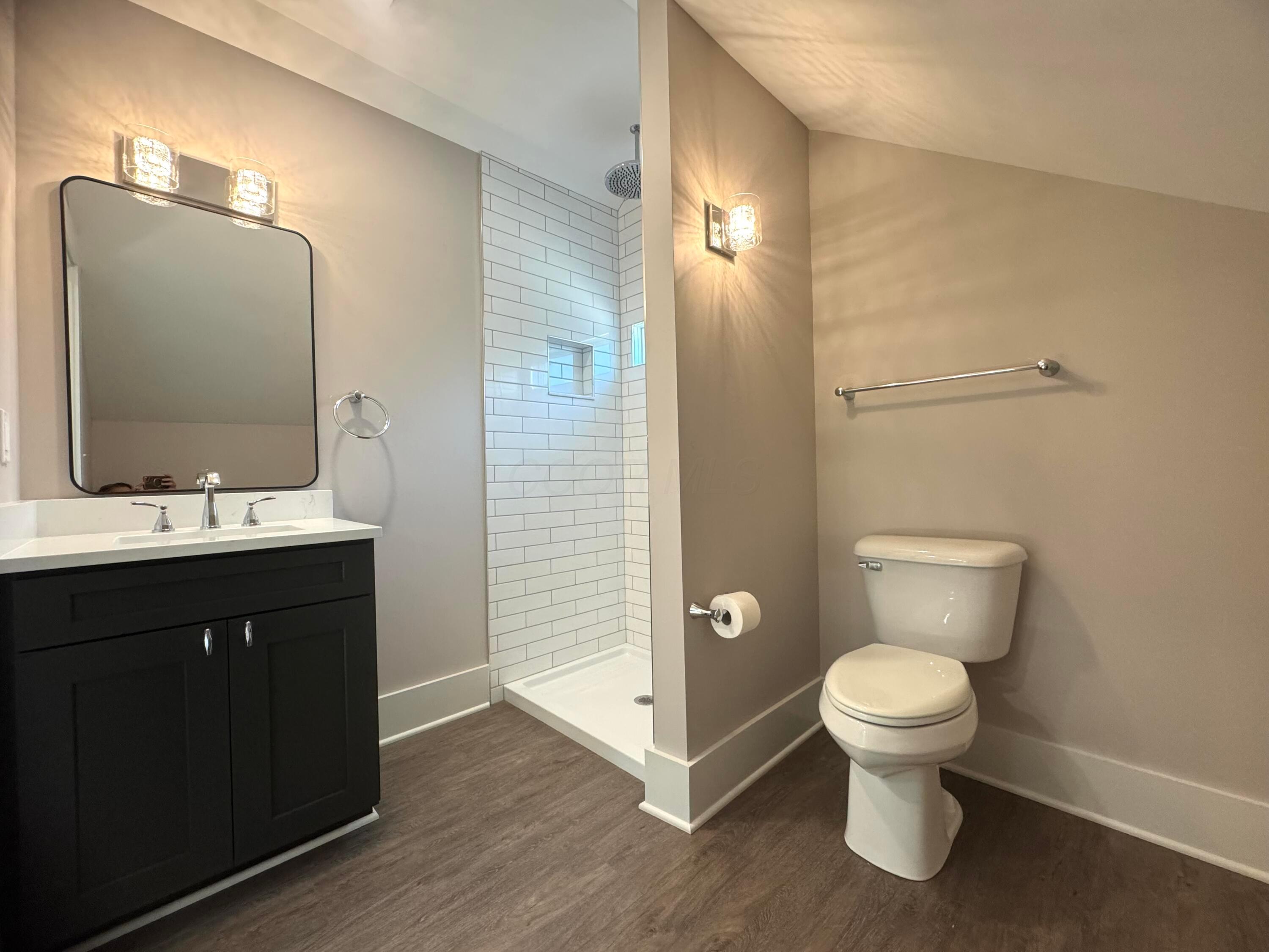 414 E College Street