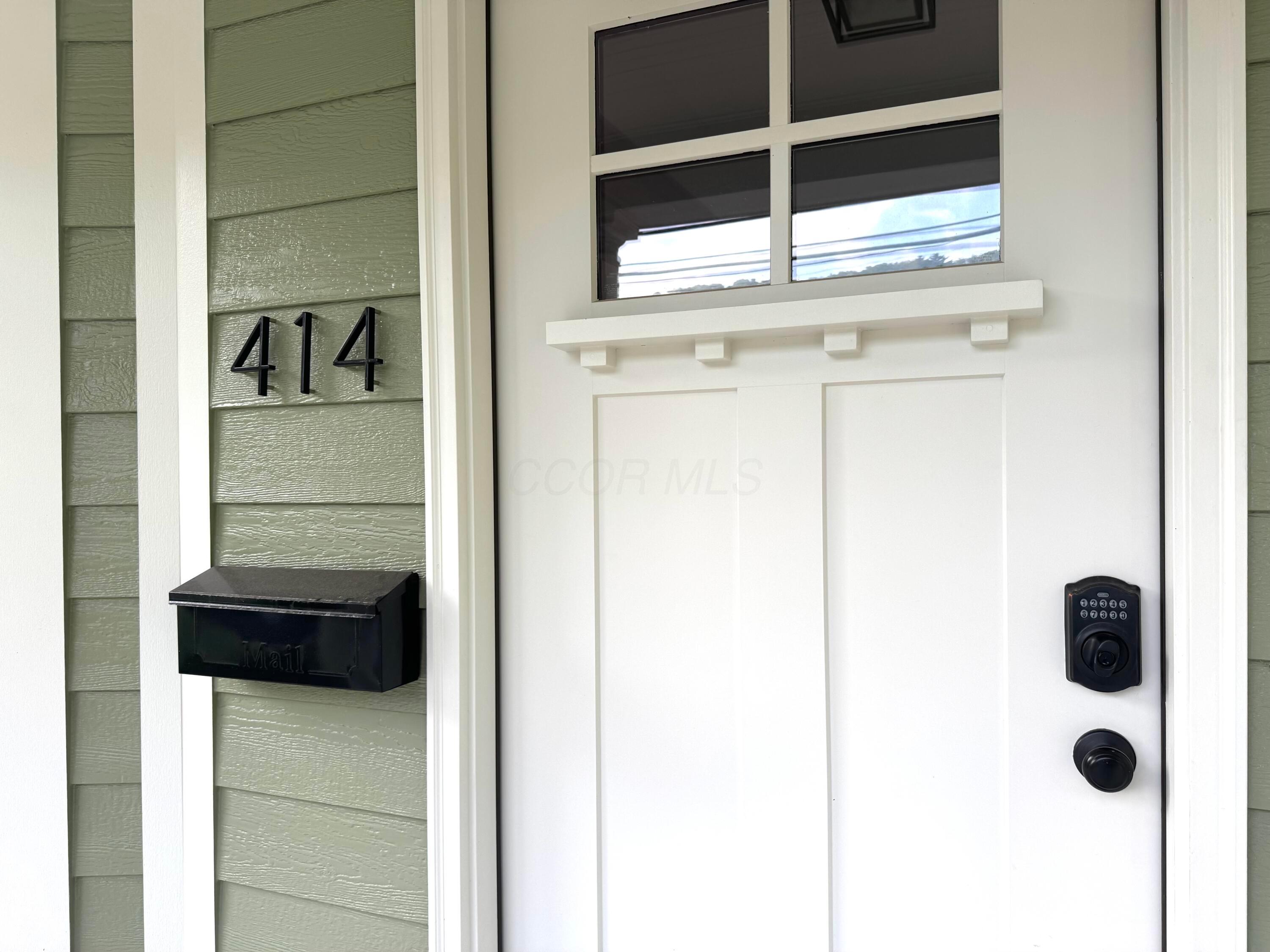 414 E College Street