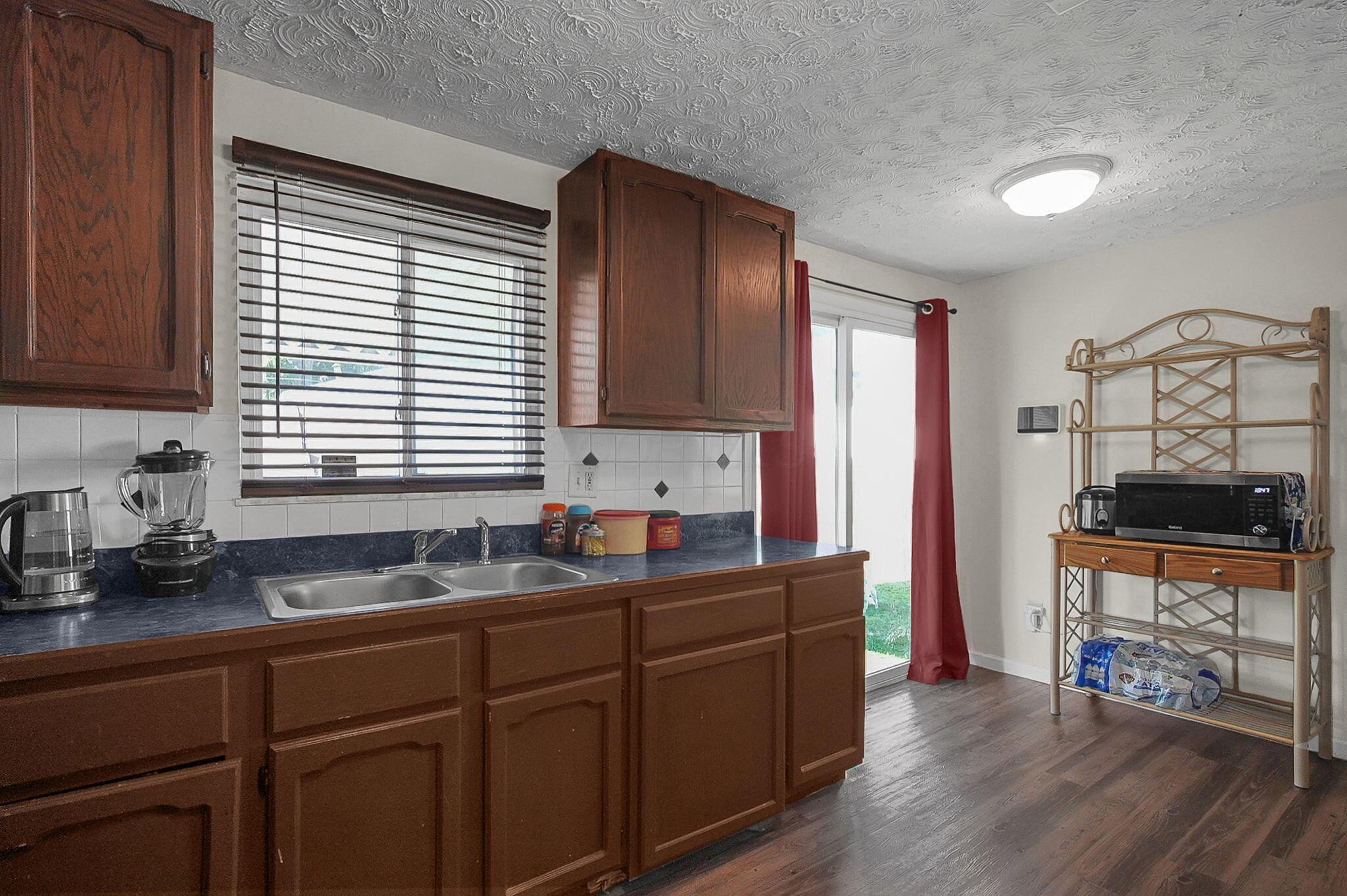 5004 Bentler Drive