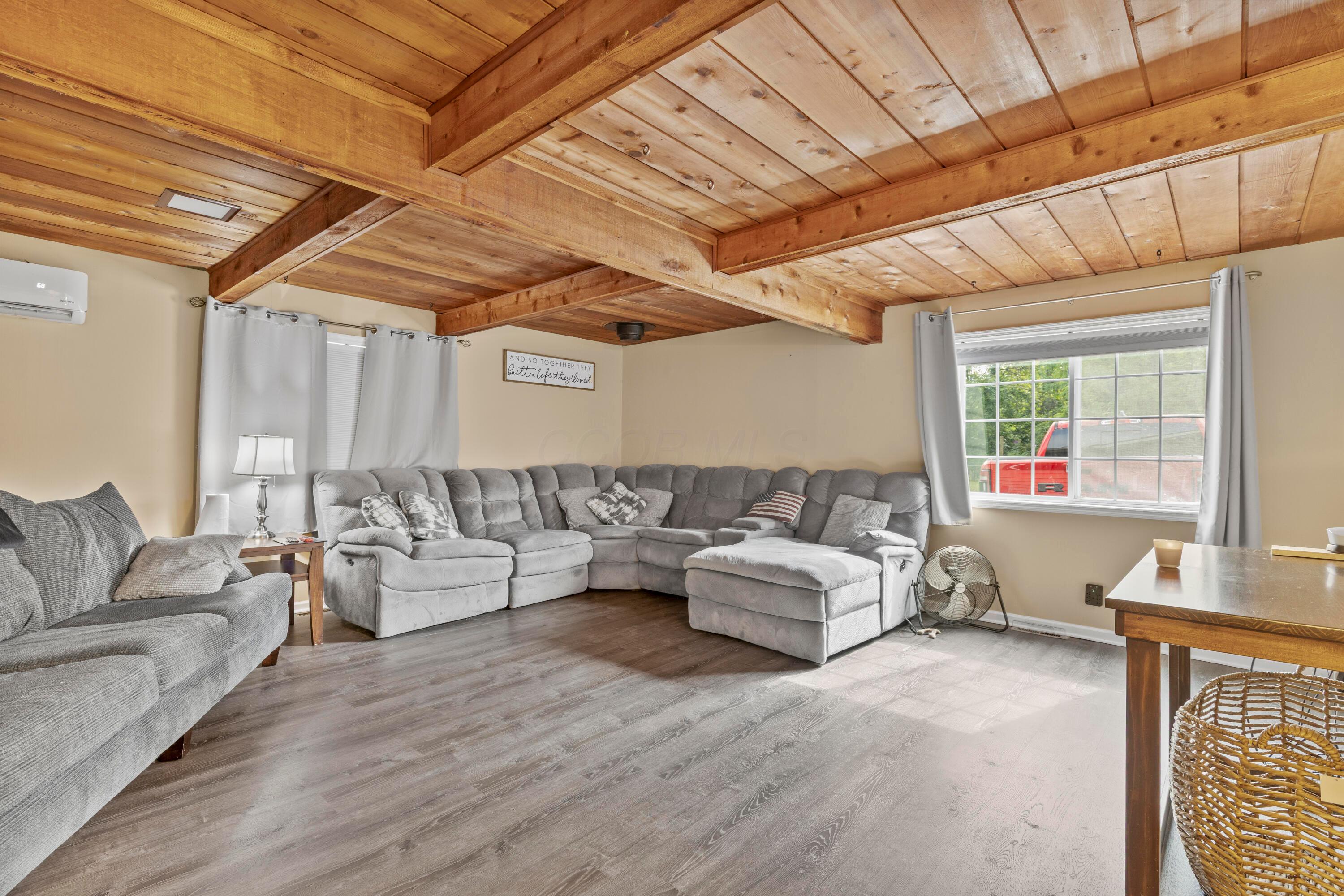 5796 Beecher Road