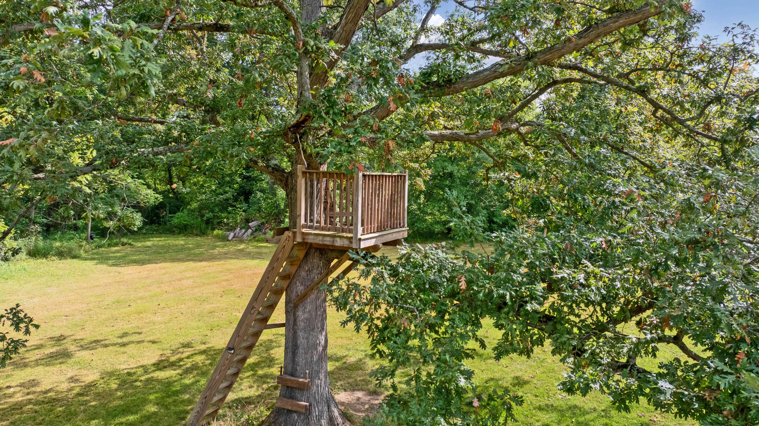 5796 Beecher Road