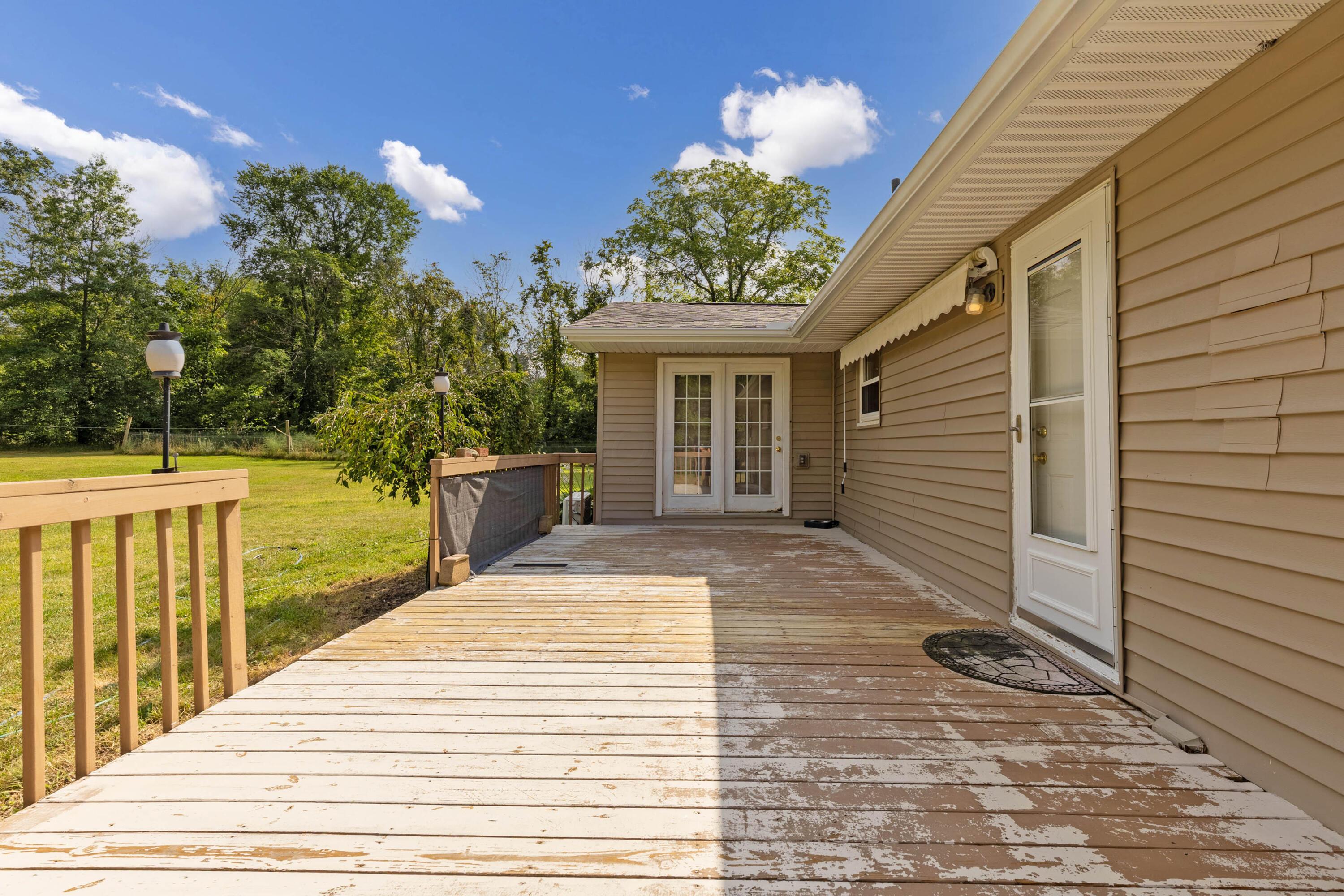 5796 Beecher Road