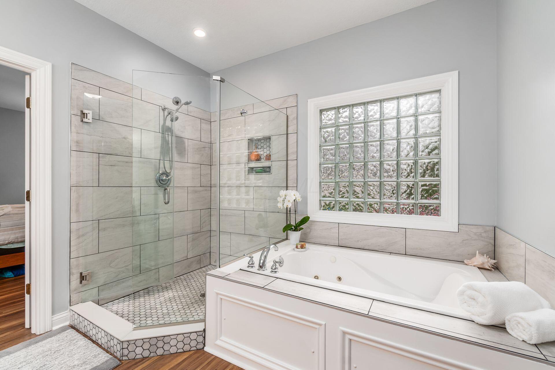 5552 Quail Hollow Way