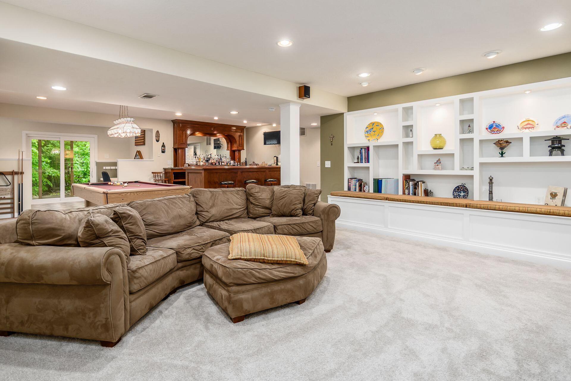 5552 Quail Hollow Way