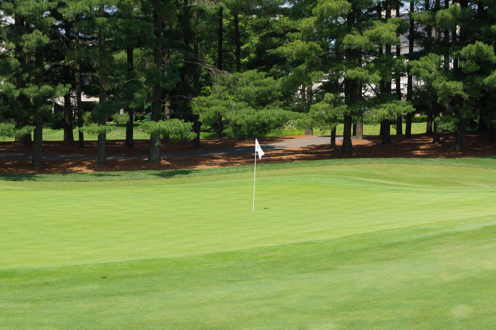 5552 Quail Hollow Way