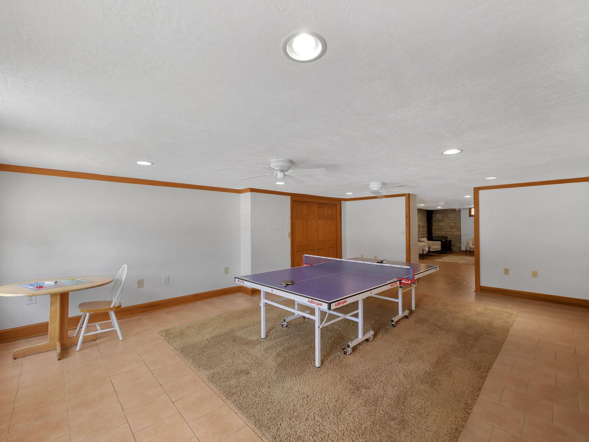 3412 Creek Road