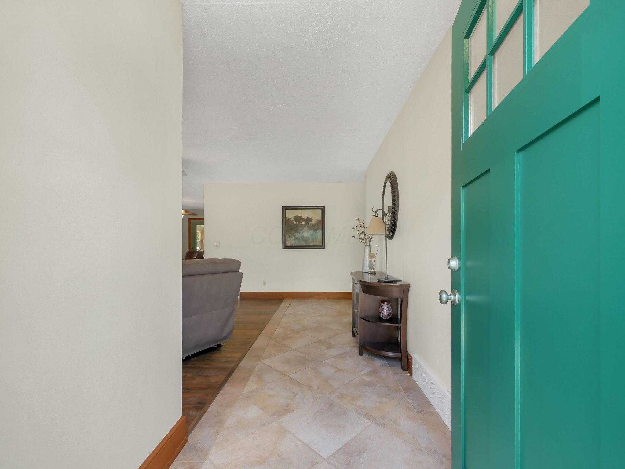 3412 Creek Road
