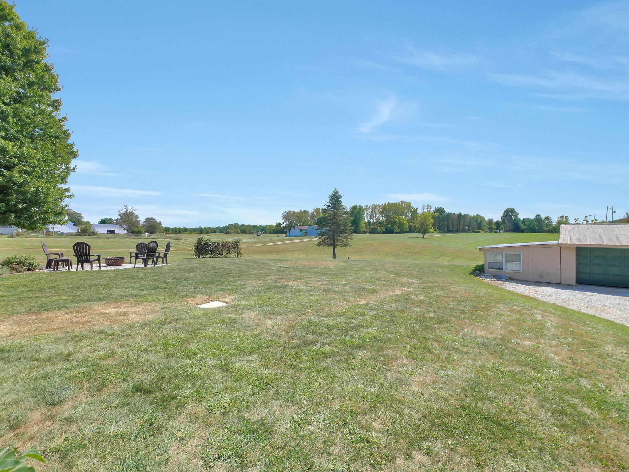 3412 Creek Road
